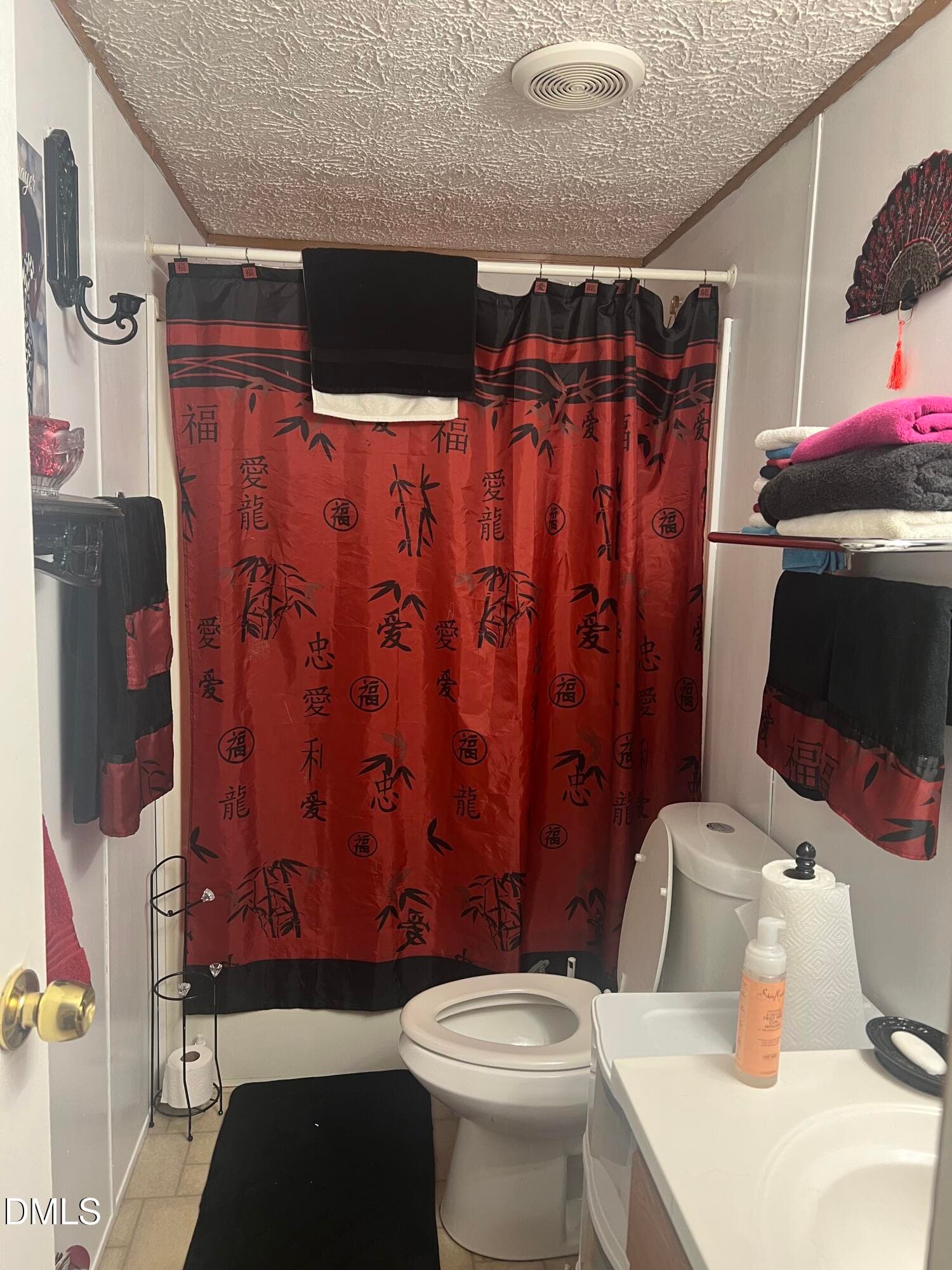 2nd Bath28 - 2609 Lannie Drive, Hillsborough, NC 27278, Hillsborough