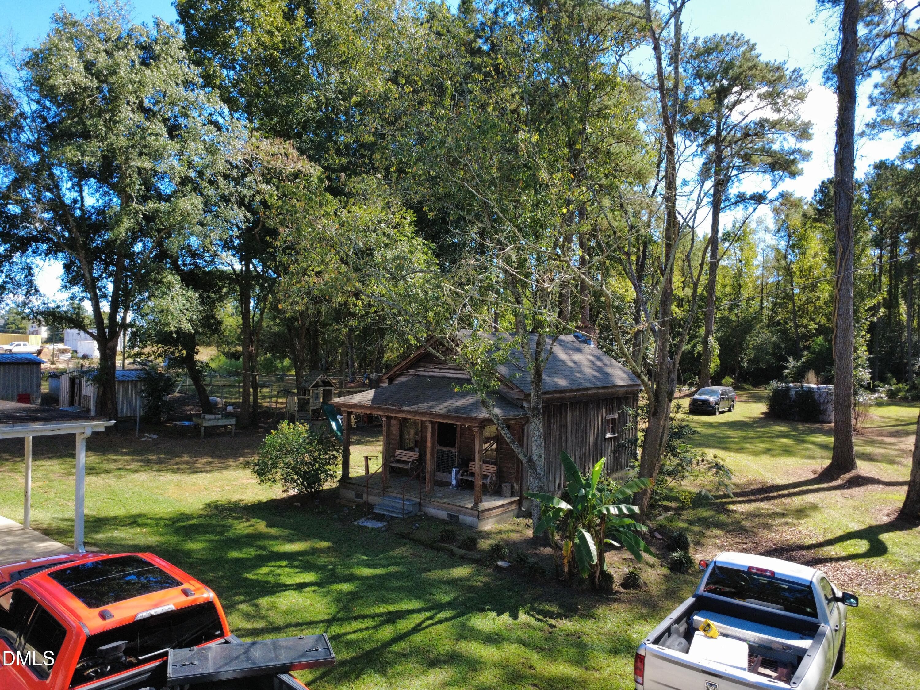 dji_fly_20261012_135836_215_179182849184 - 730 E Southerland Street, Wallace, NC 28466, Wallace