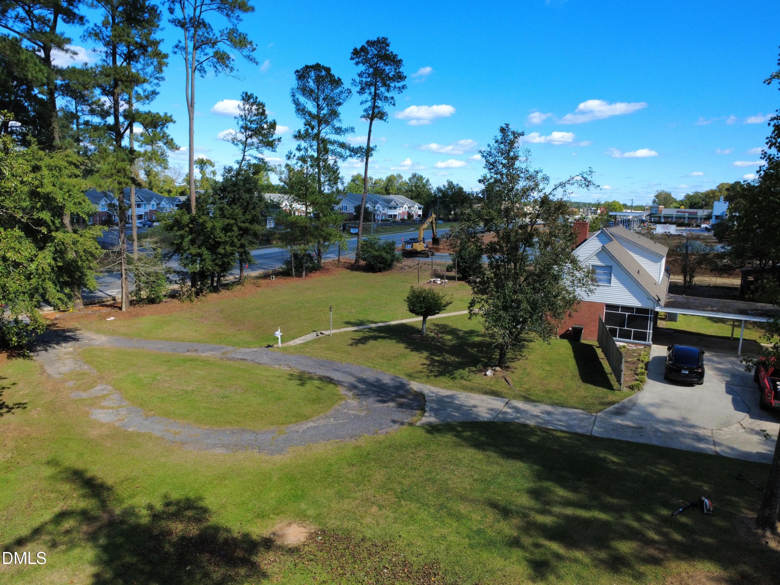 dji_fly_20261012_140410_220_179182850119 - 730 E Southerland Street, Wallace, NC 28466, Wallace