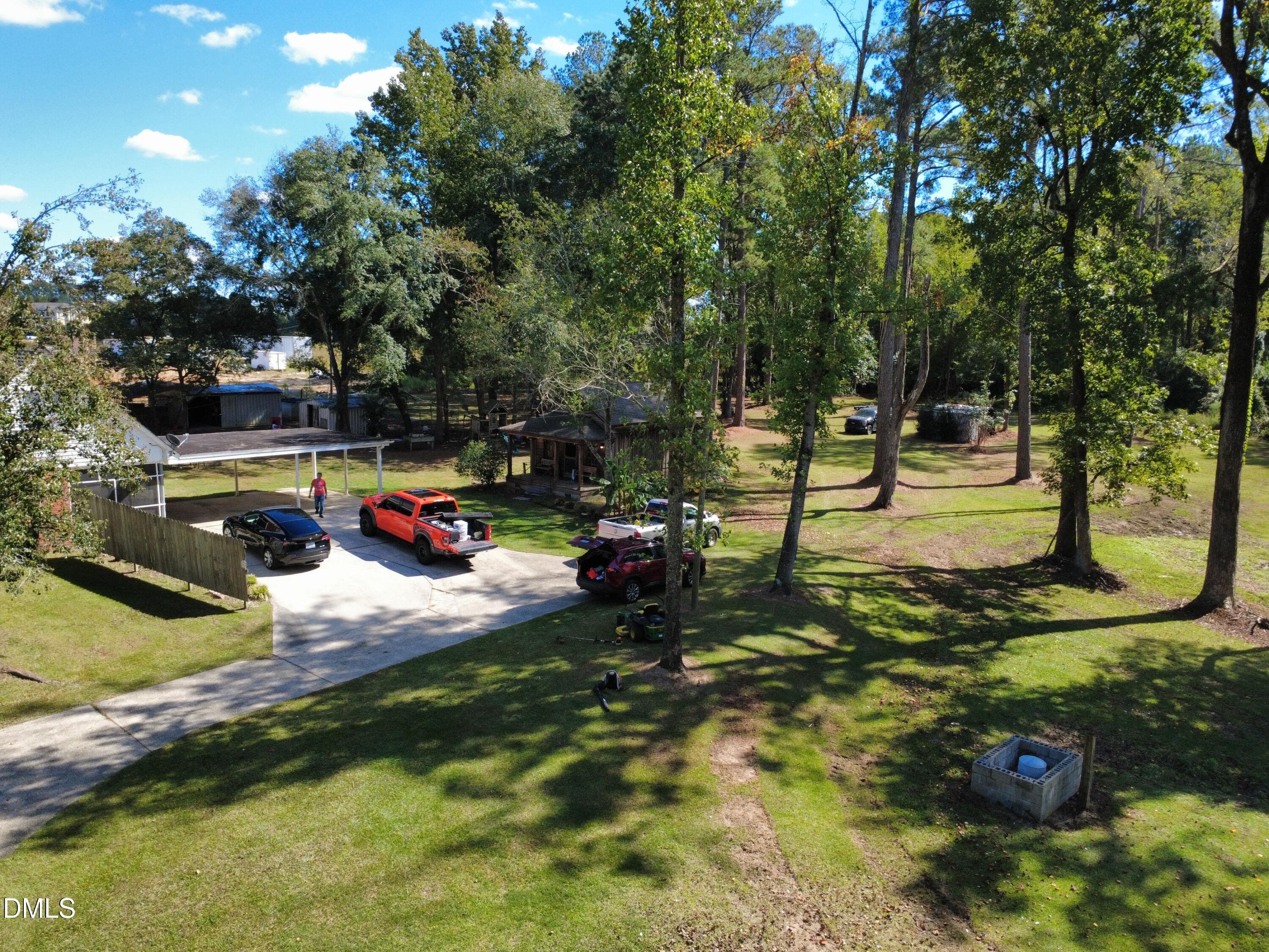 dji_fly_20261012_140446_221_179182850334 - 730 E Southerland Street, Wallace, NC 28466, Wallace