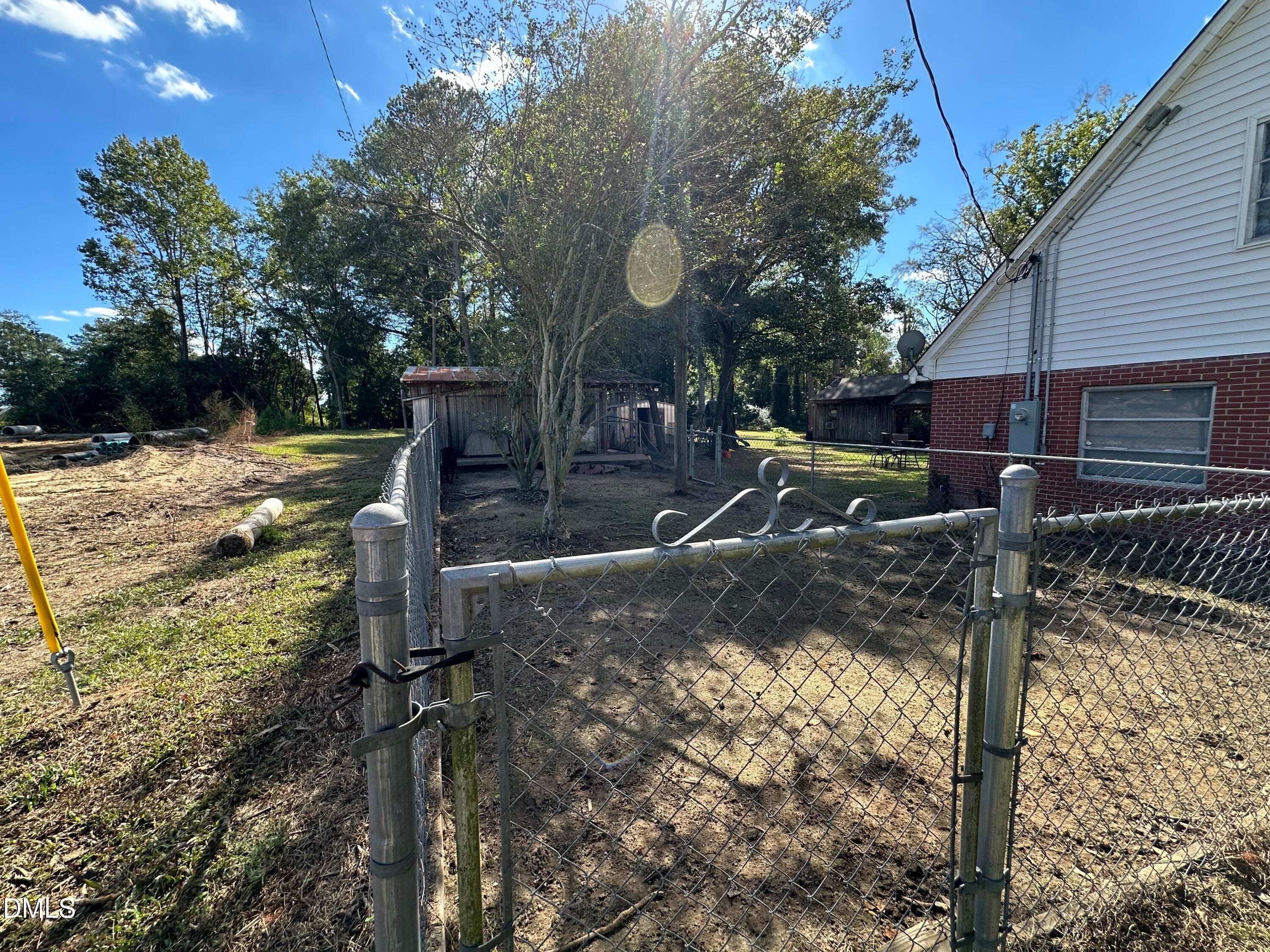 IMG_0893 - 730 E Southerland Street, Wallace, NC 28466, Wallace