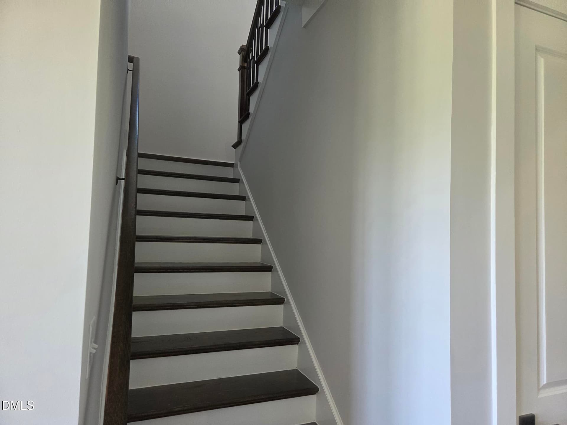 Stairs 2 - 73 Bulk Barn Road, Angier, NC 27501