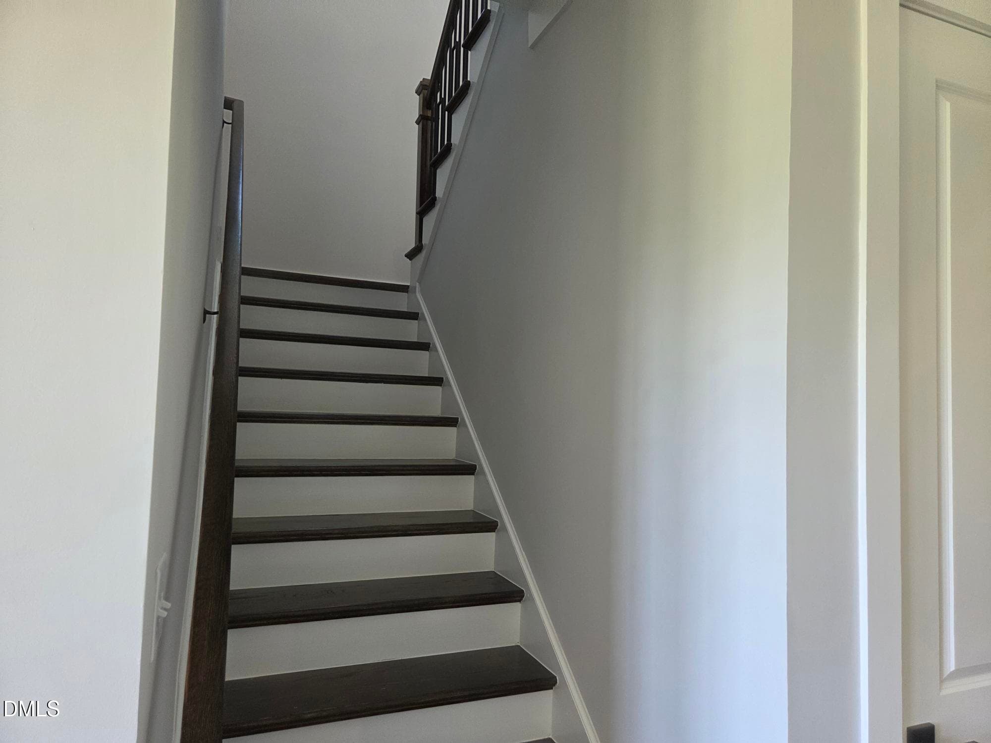 Stairs 2 - 73 Bulk Barn Road, Angier, NC 27501
