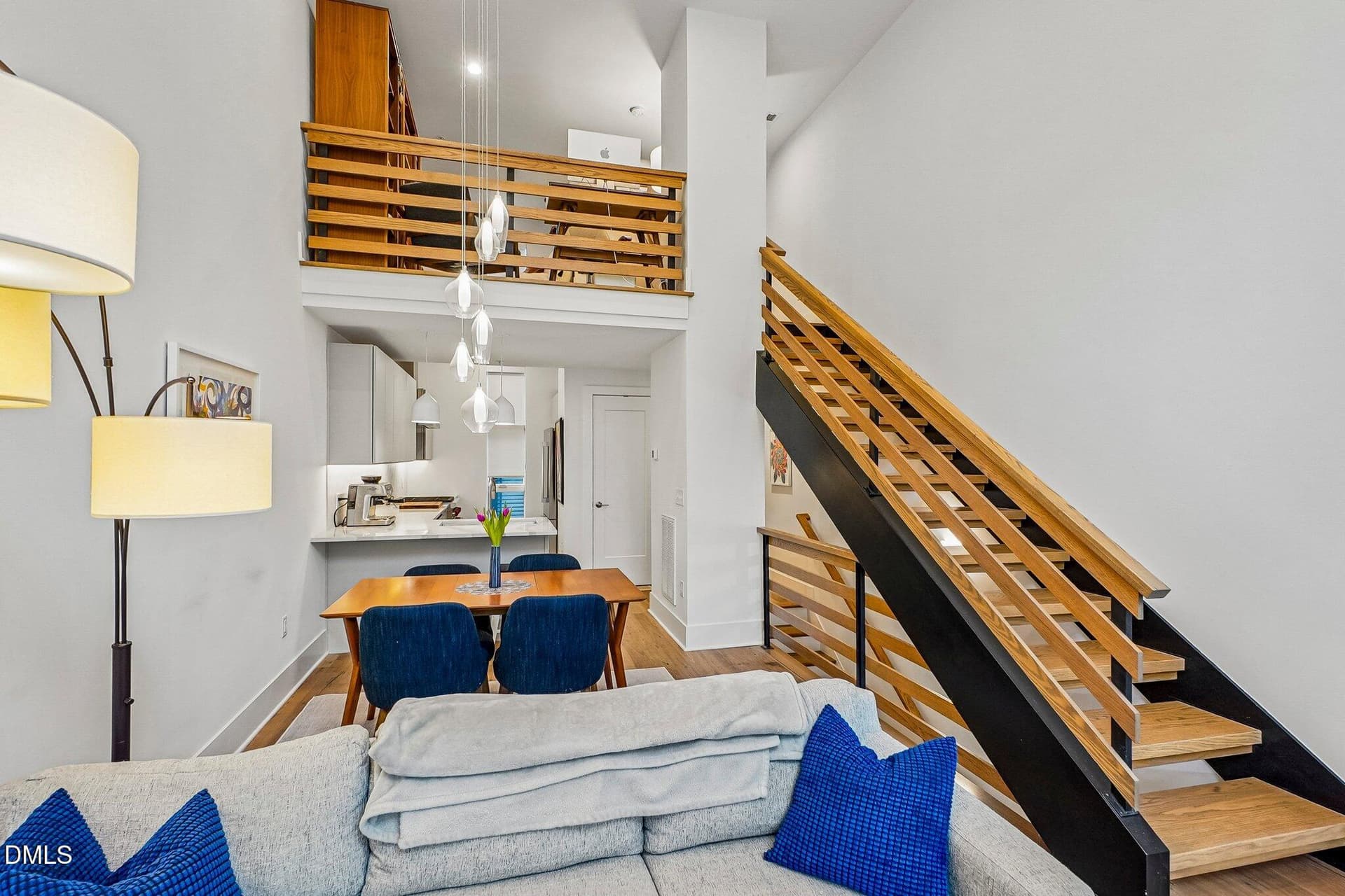 6-web-or-mls-Gordon St 802-S0805-007r - 512 Gordon Street 802, Durham, NC 27701