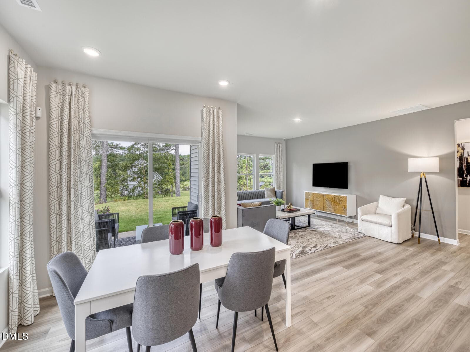 RAL_Oak-Manor_454-Sherwood_Interior_Dini - 768 Red River Drive, Garner, NC 27529