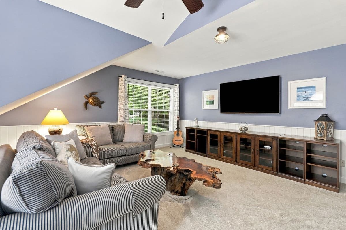 45-web-or-mls-IMG_2556_Edit.jpg - 10620 River Forest Drive, Raleigh, NC 27614