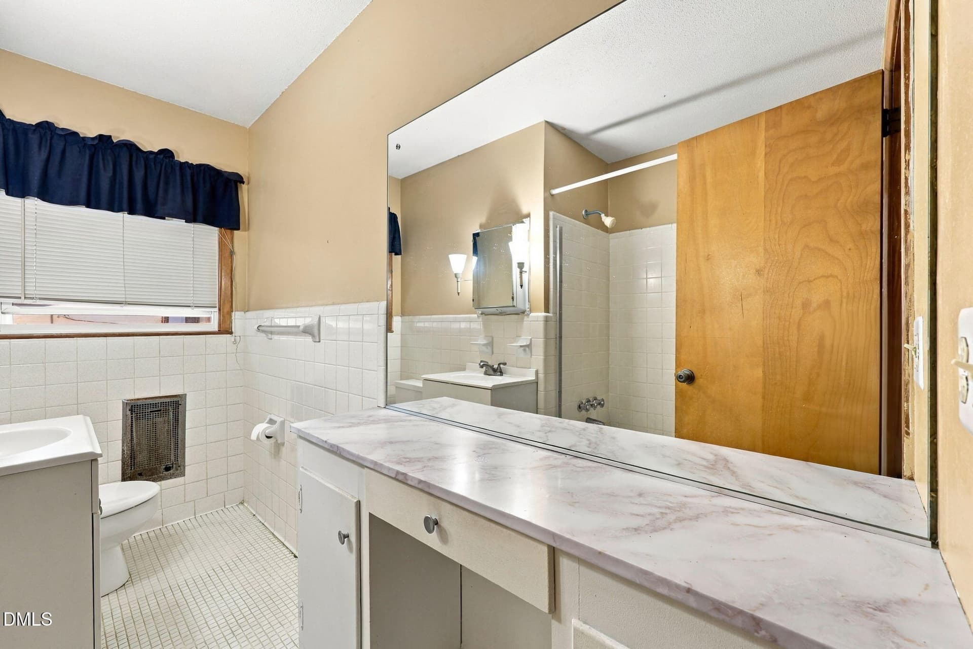 16-web-or-mls-IMG_2460 - 208 Aloha Drive, Graham, NC 27253