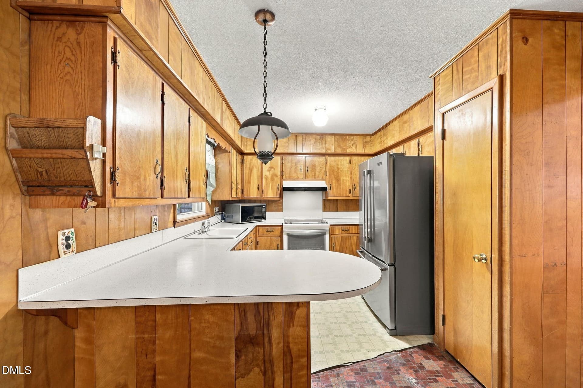 34-web-or-mls-IMG_2514 - 208 Aloha Drive, Graham, NC 27253