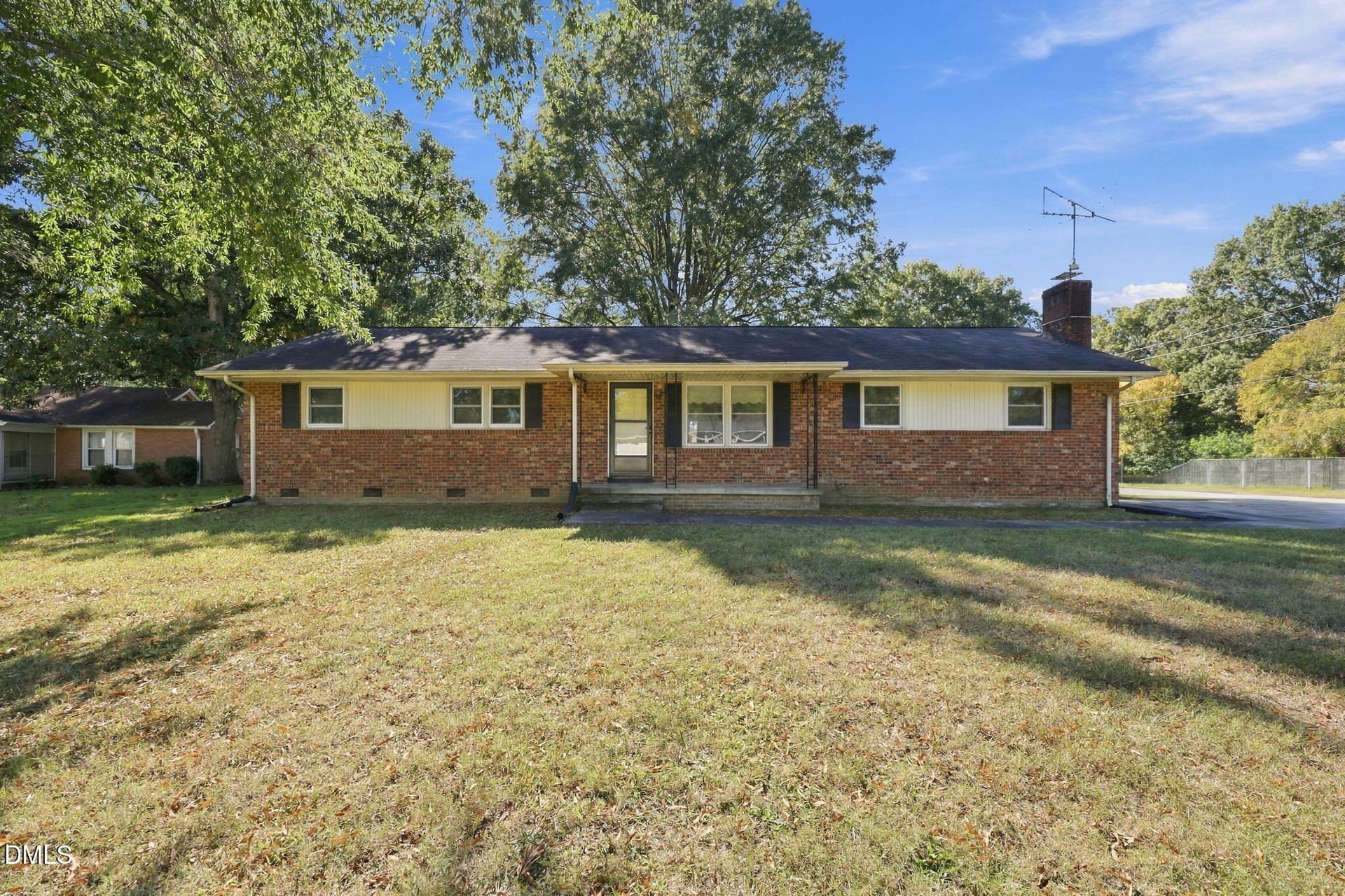 2-web-or-mls-IMG_2528 - 208 Aloha Drive, Graham, NC 27253