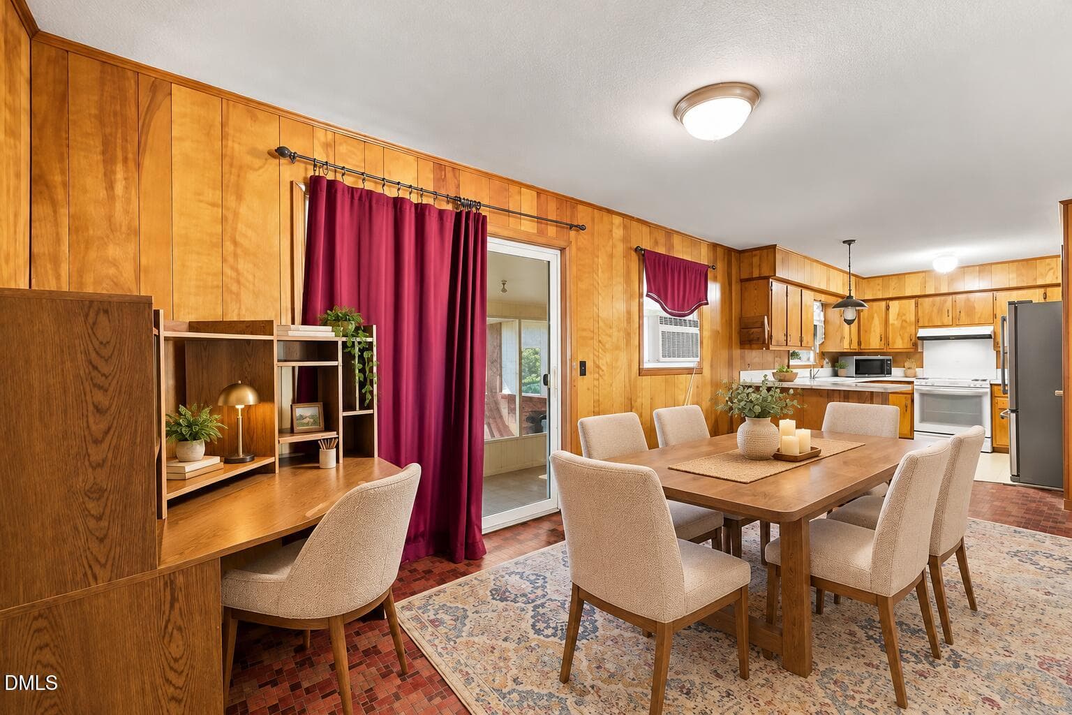 staged-dining-room - 208 Aloha Drive, Graham, NC 27253, Graham