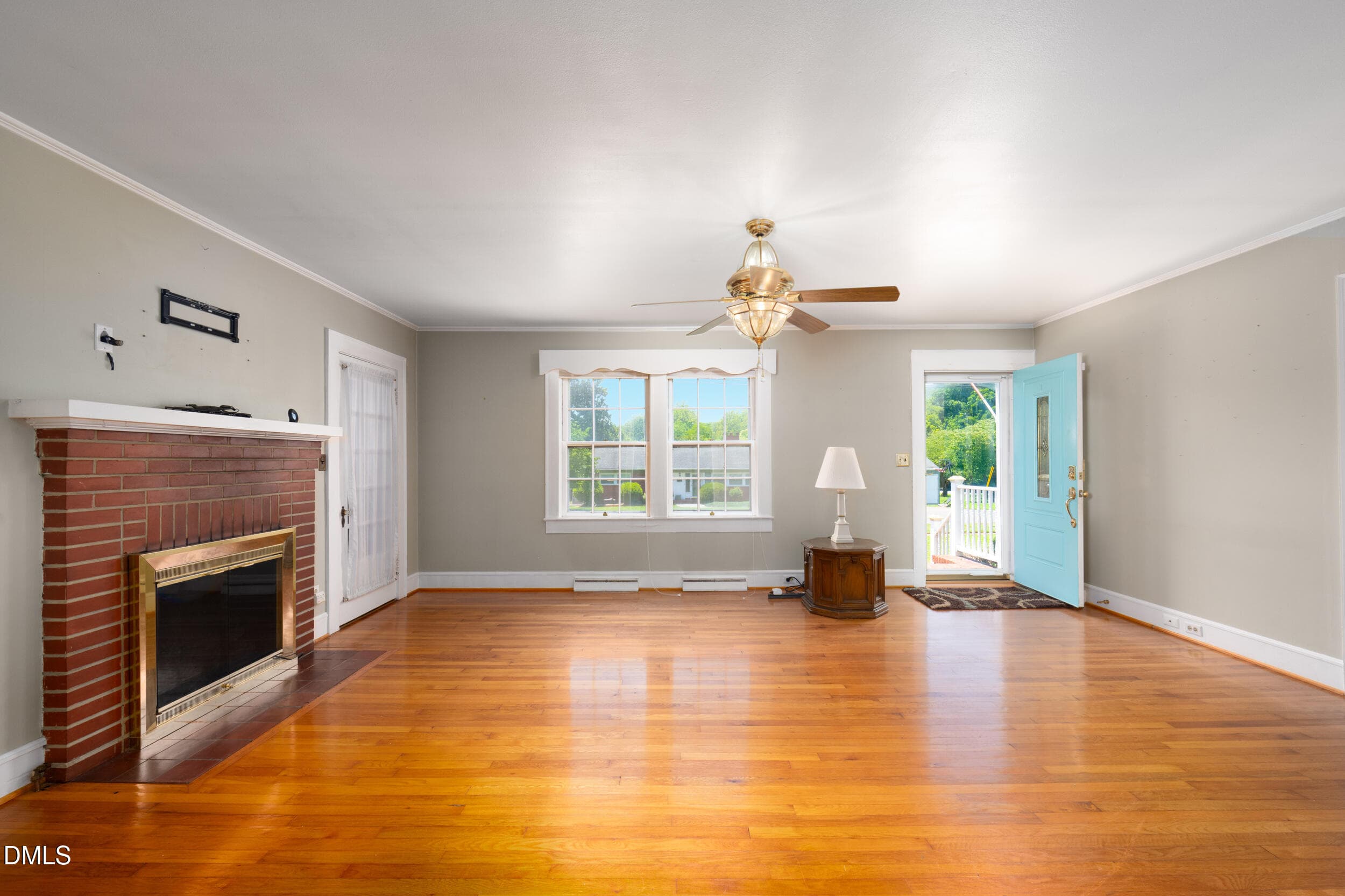 3_223 s. 3rd ave-5 - 223 S 3rd Avenue, Siler City, NC 27344, Siler City