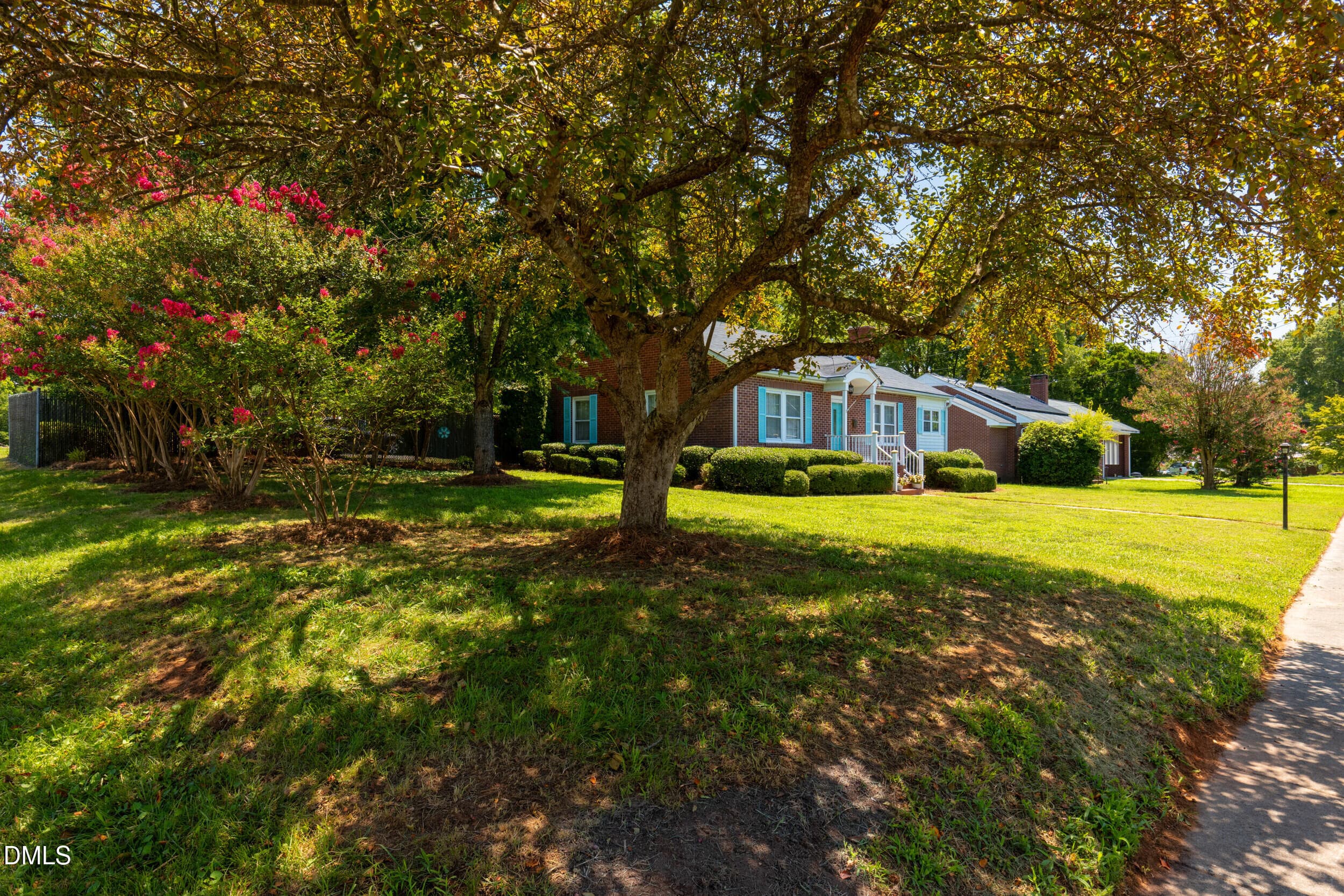 19_223 s. 3rd ave-2 - 223 S 3rd Avenue, Siler City, NC 27344, Siler City