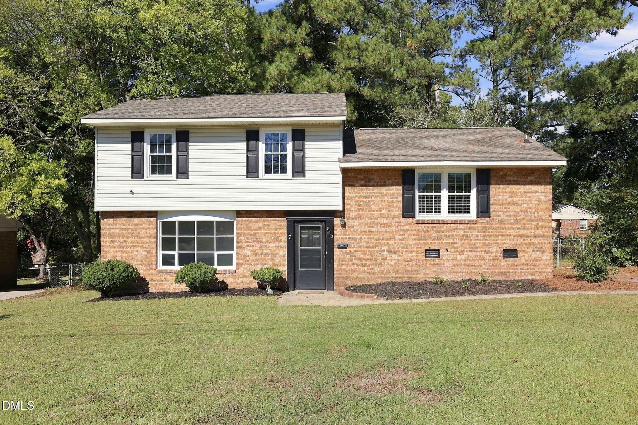 2-web-or-mls-AZ3A8689 - 512 Waterbury Drive, Fayetteville, NC 28311, Fayetteville
