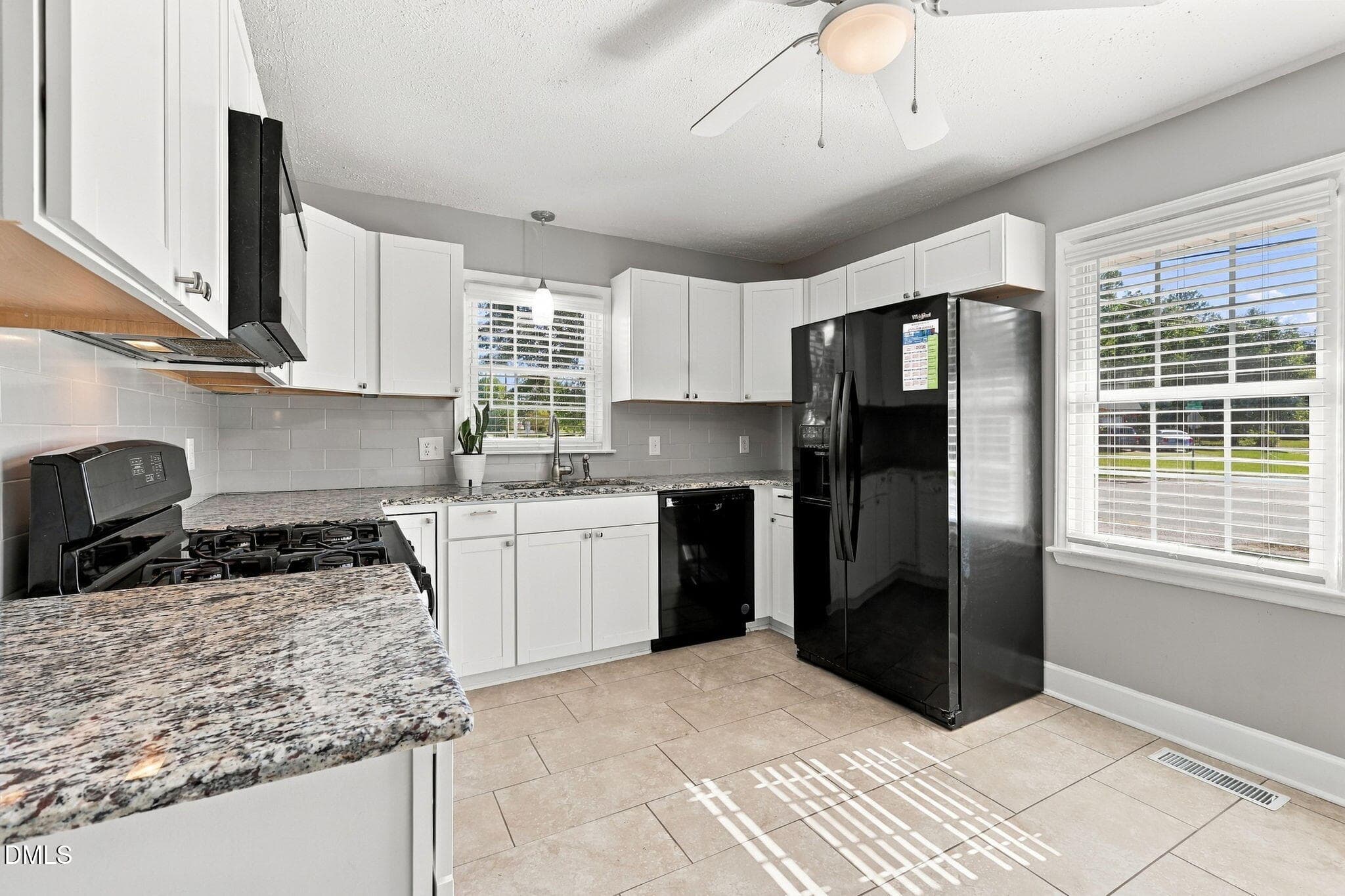 17-web-or-mls-AZ3A8639 - 512 Waterbury Drive, Fayetteville, NC 28311, Fayetteville