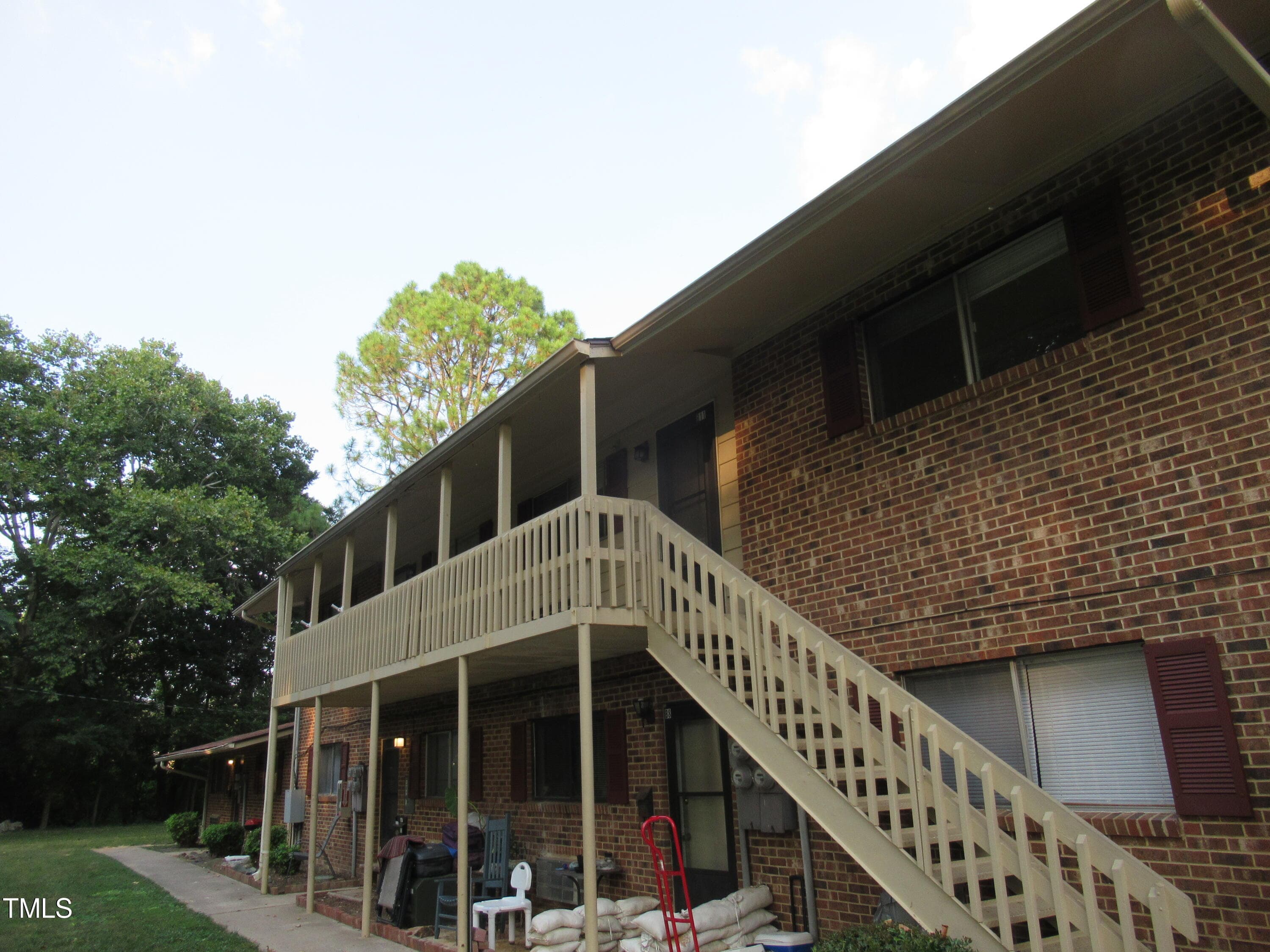 130 S Estes Drive B-11, Chapel Hill, NC 27514