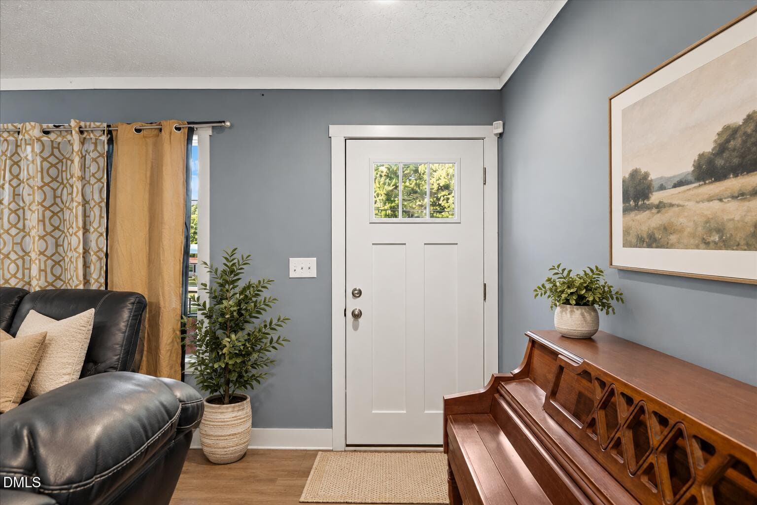 1220 Foyer - 1220 Warrenton Road, Henderson, NC 27537, Henderson