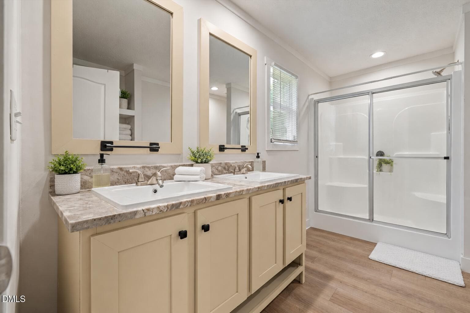 1220 Primary Bath - 1220 Warrenton Road, Henderson, NC 27537, Henderson