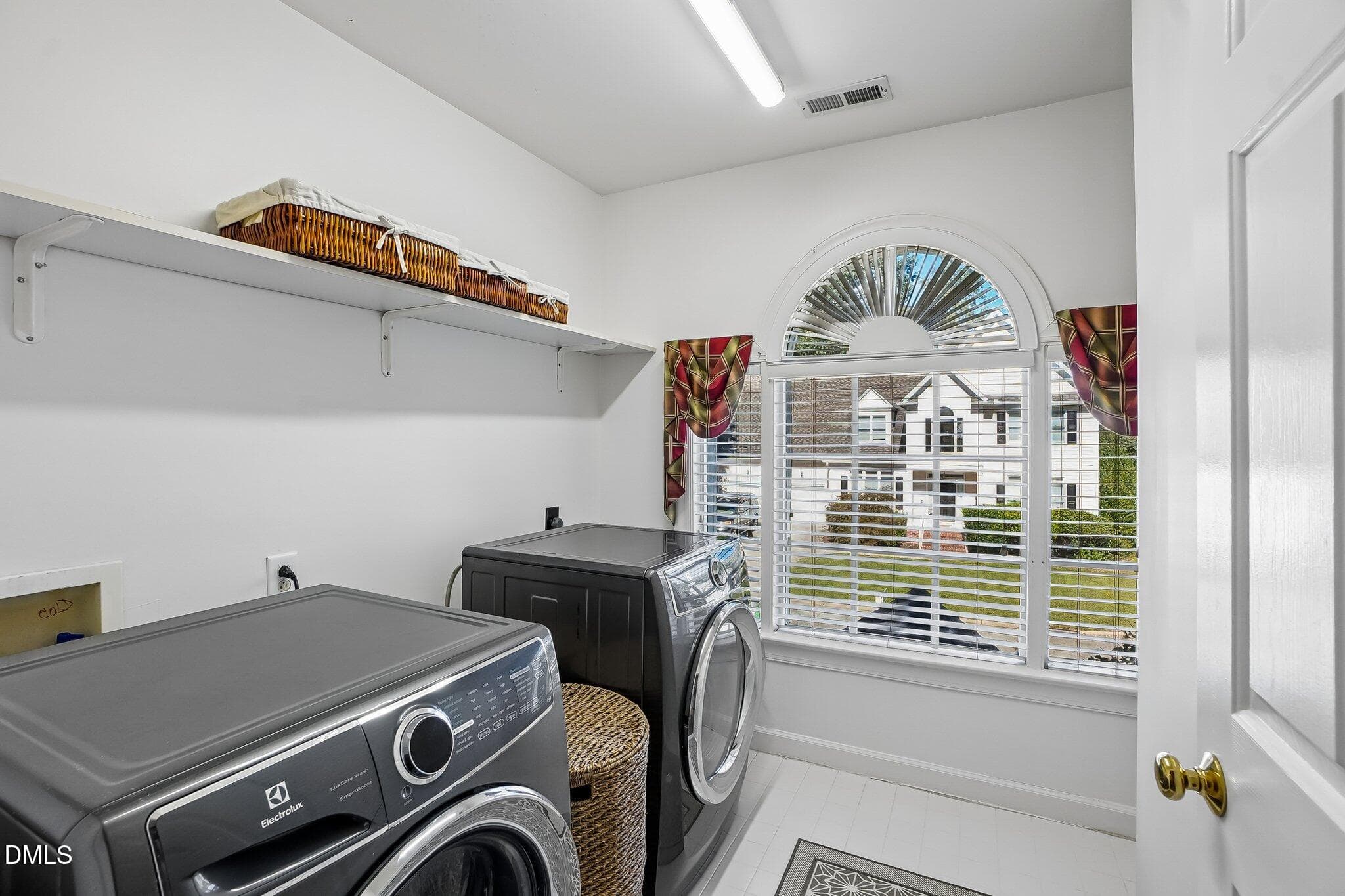 20-web-or-mls-Black Diamond Ct-S1310-023 - 5108 Black Diamond Court, Raleigh, NC 27604, Raleigh