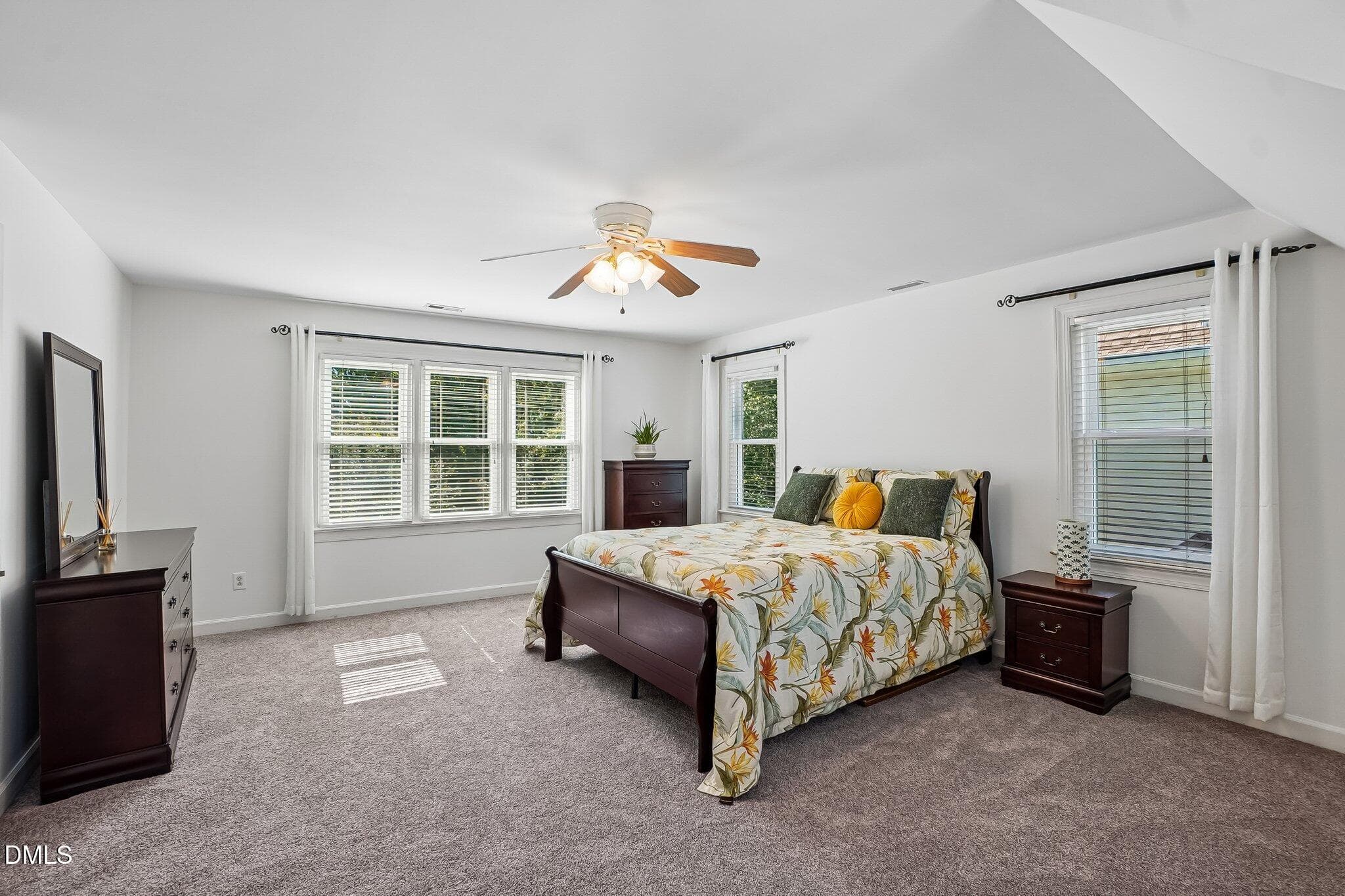 31-web-or-mls-Black Diamond Ct-S1310-034 - 5108 Black Diamond Court, Raleigh, NC 27604, Raleigh