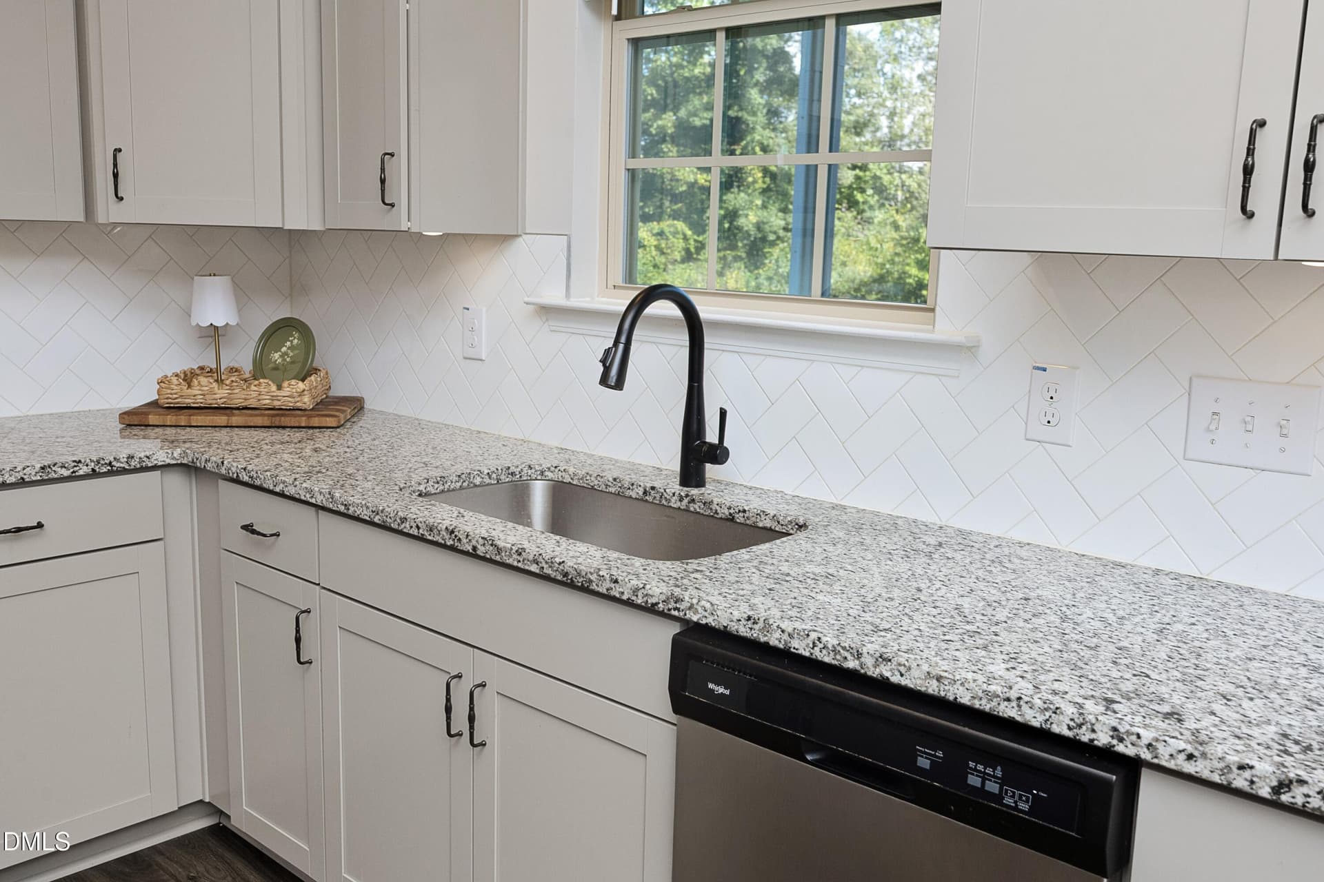 Kitchen - 5000 Silver Spruce Way, Zebulon, NC 27597