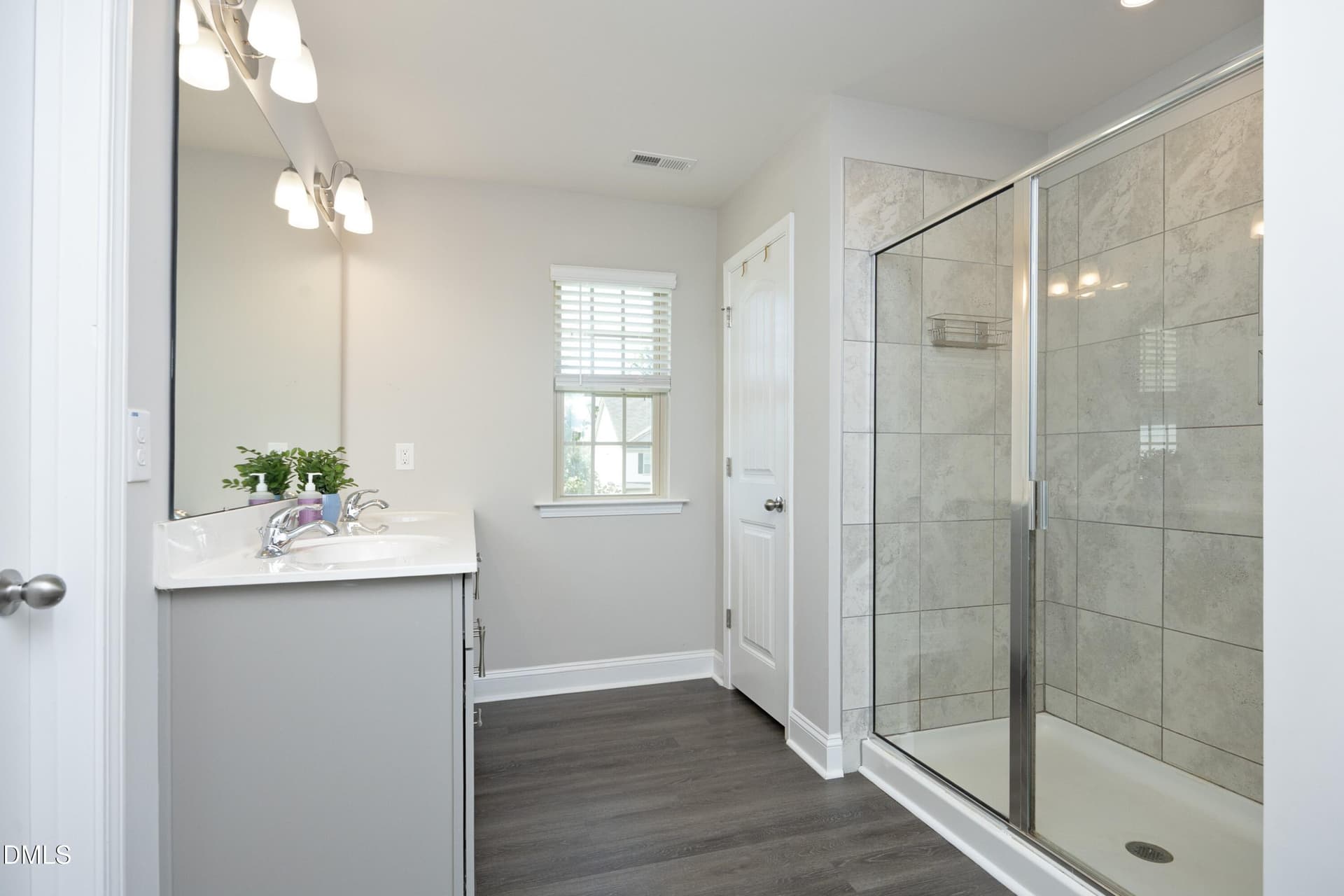 Bathroom - 5000 Silver Spruce Way, Zebulon, NC 27597