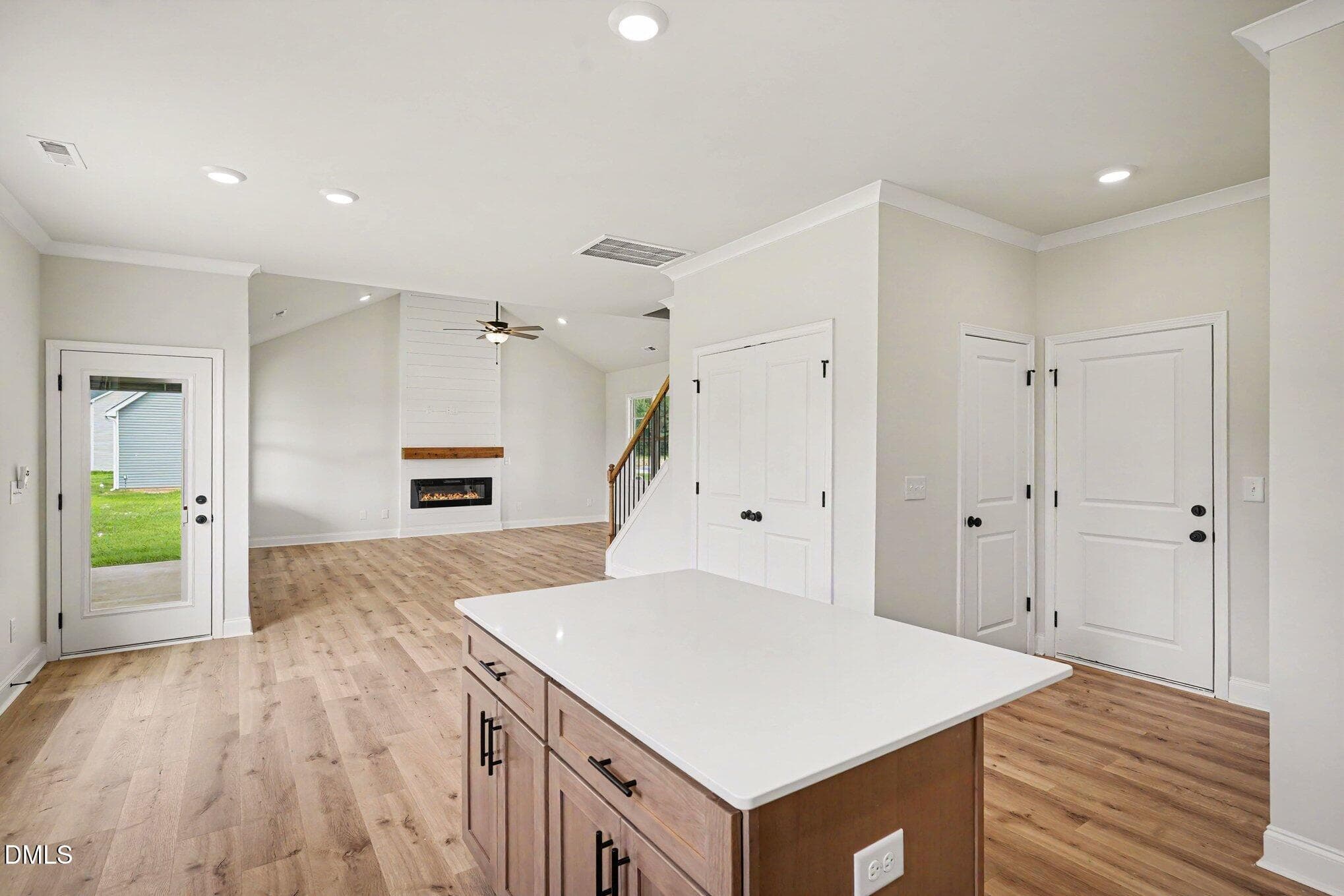 008_file_2900 - 121 Evelene Way, Clinton, NC 28328