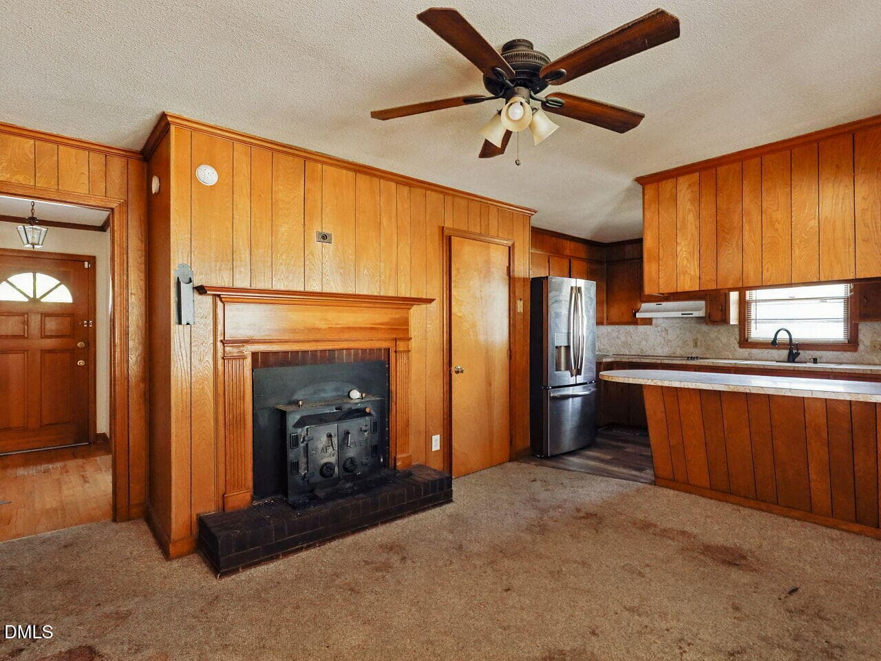 007-1280x960-family-room-with-fireplace - 316 26th Street, Butner, NC 27509, Butner