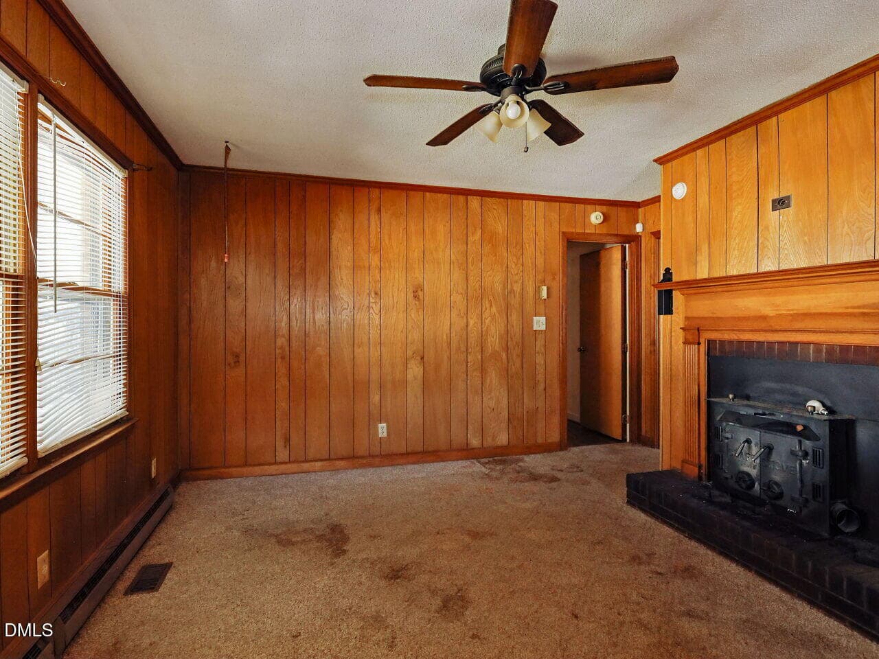 010-1280x960-family-room-with-fireplace - 316 26th Street, Butner, NC 27509, Butner