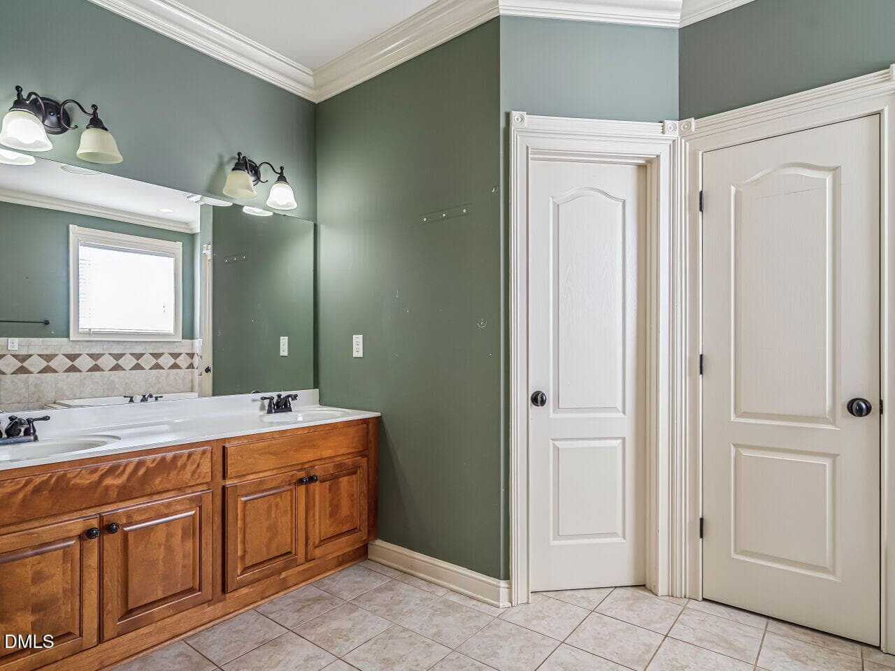 Primary bathroom - 319 Neuse Landing Drive, Clayton, NC 27527