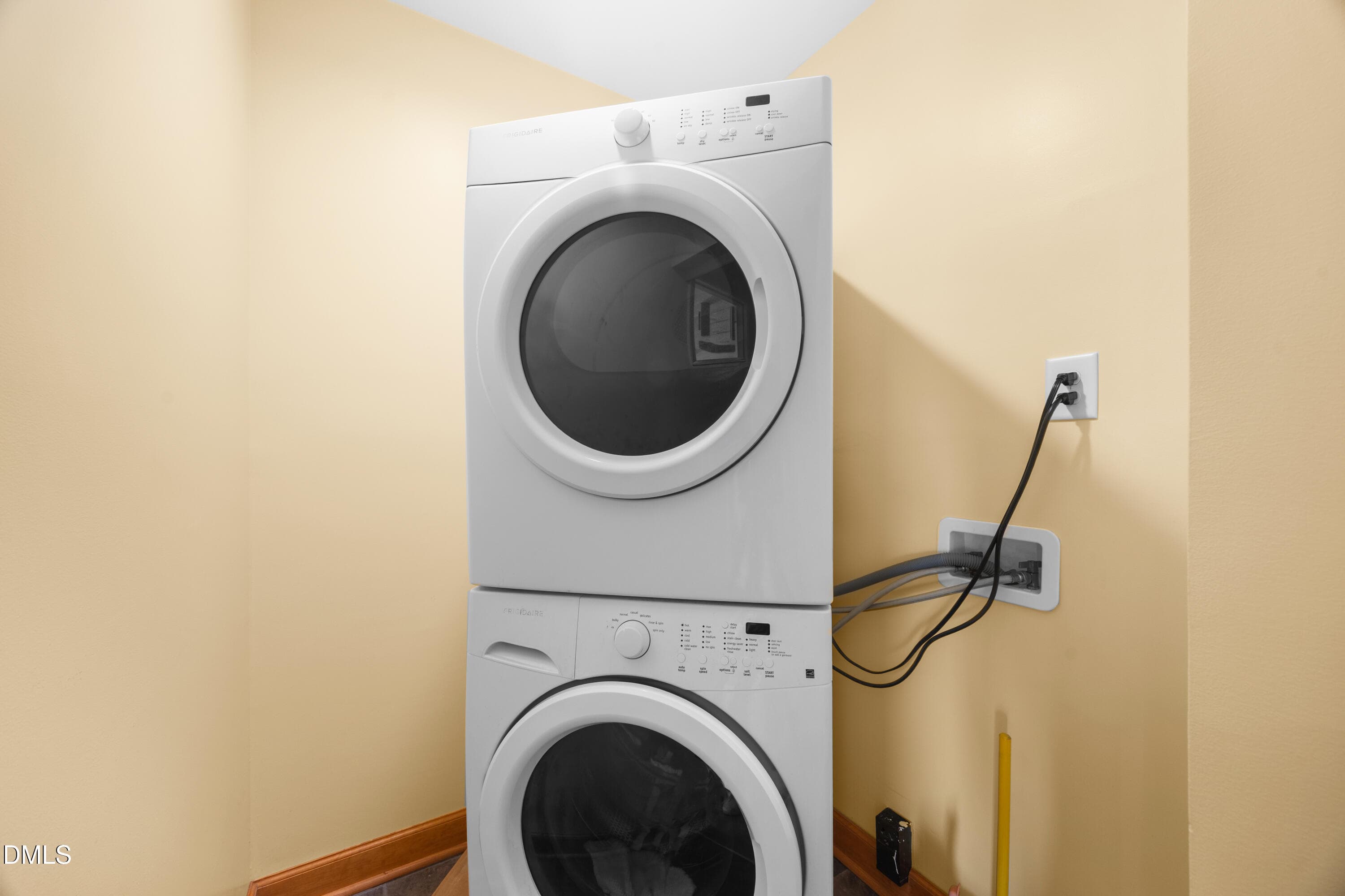 Laundry - 4100 Five Oaks Drive 11, Durham, NC 27707, Durham