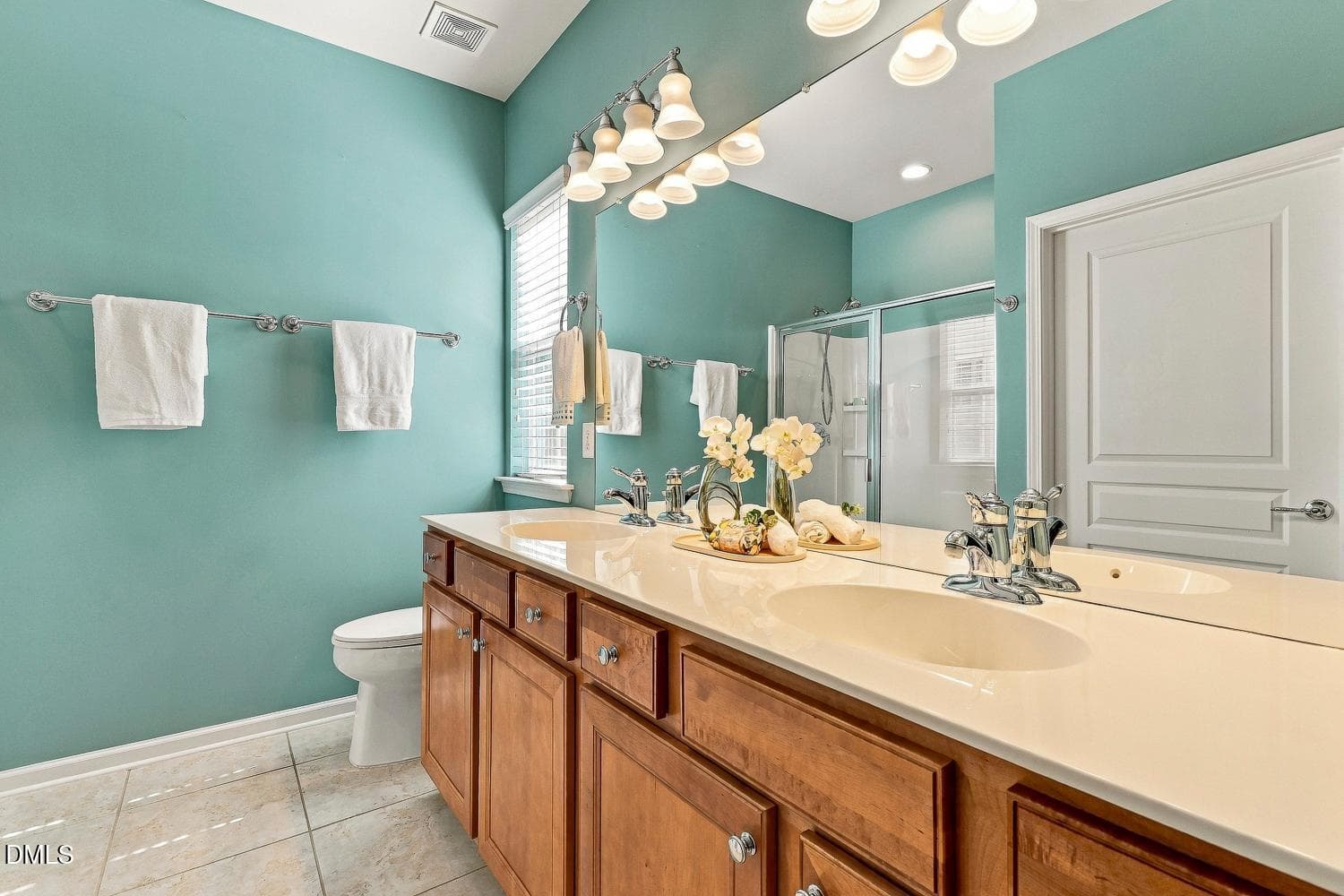 039-036-Primary Bathroom-1500x1000 - 814 Endhaven Place, Cary, NC 27519, Cary
