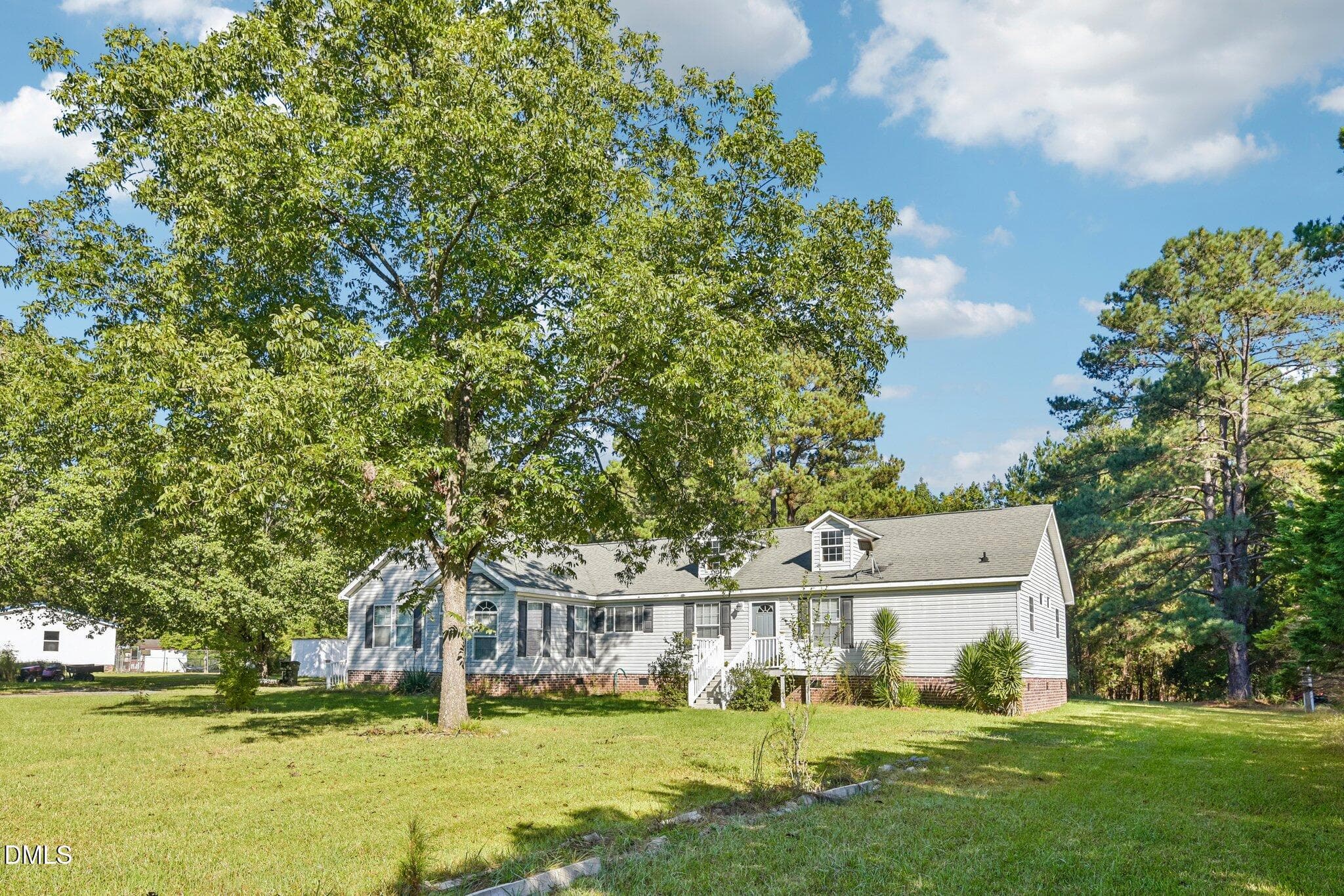 4-web-or-mls-E Forest Oaks Dr-S1410-004 - 160 E Forest Oaks Drive, Sanford, NC 27330, Sanford