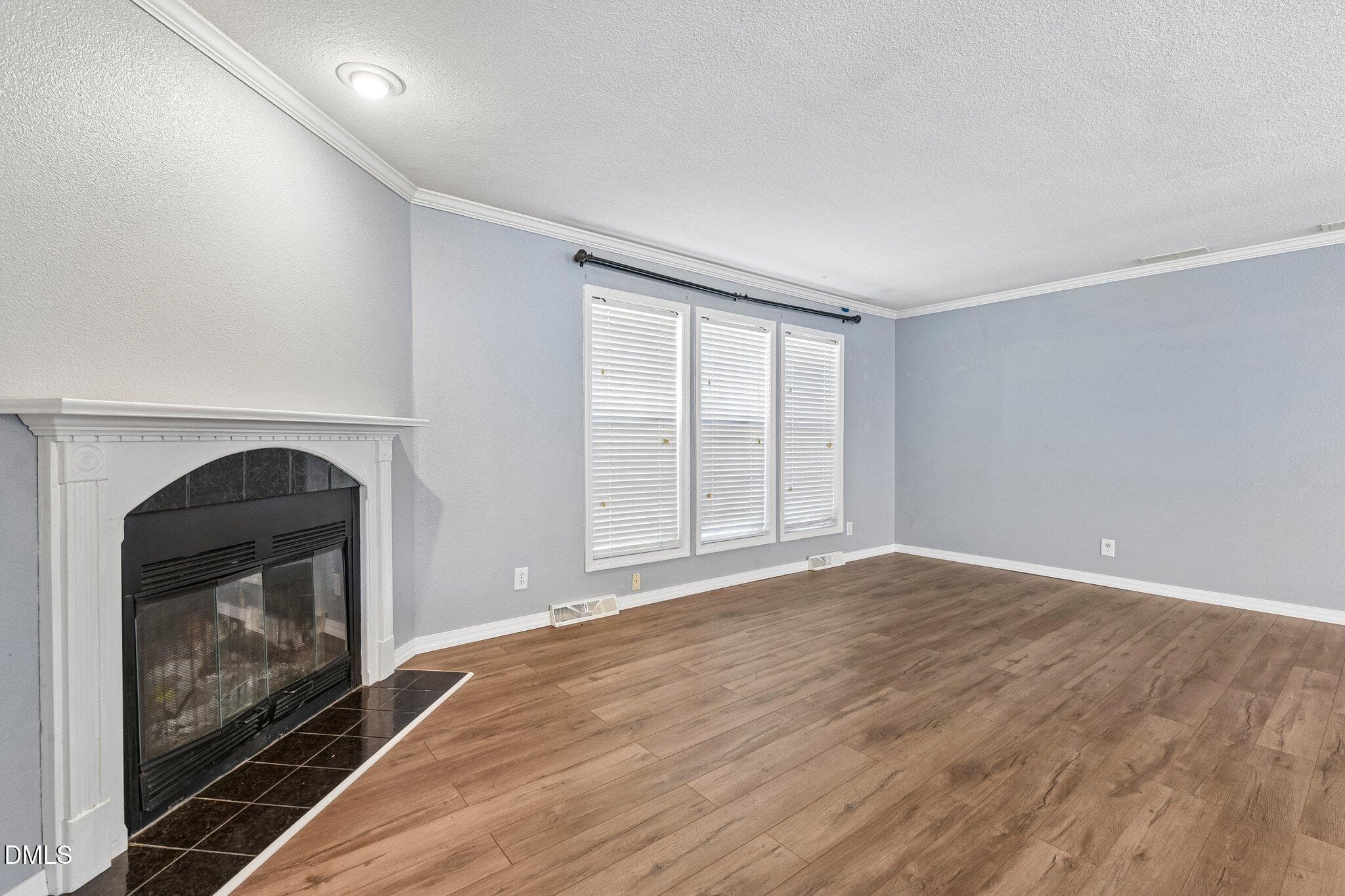 10-web-or-mls-E Forest Oaks Dr-S1410-010 - 160 E Forest Oaks Drive, Sanford, NC 27330, Sanford