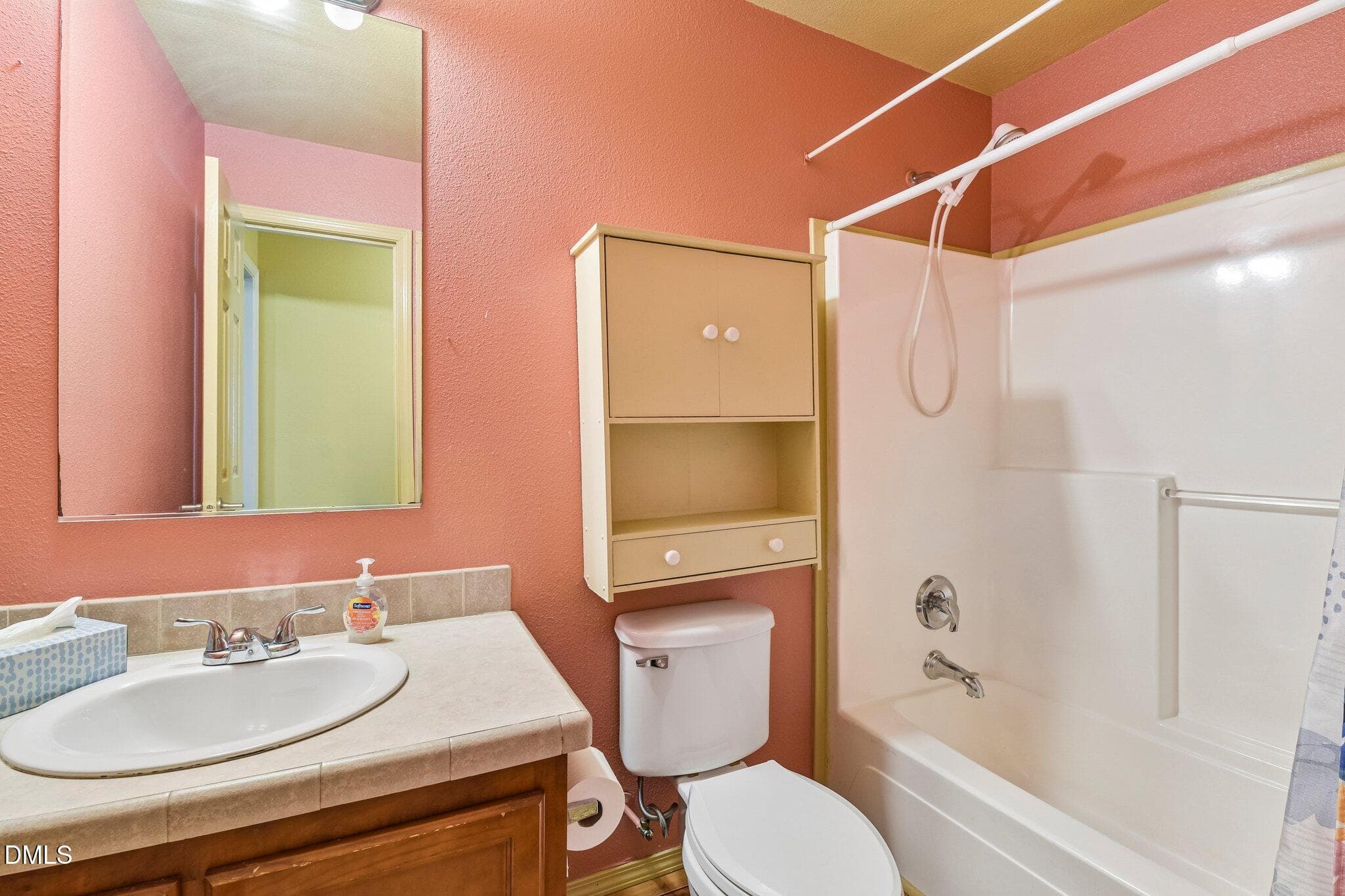 40-web-or-mls-E Forest Oaks Dr-S1410-040 - 160 E Forest Oaks Drive, Sanford, NC 27330, Sanford