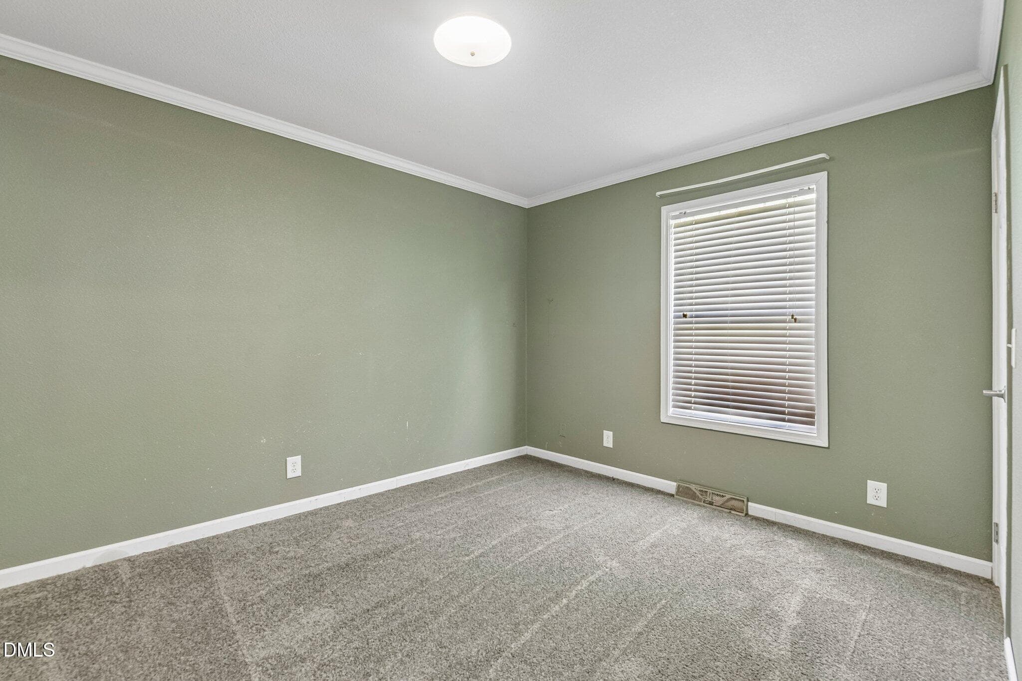 41-web-or-mls-E Forest Oaks Dr-S1410-041 - 160 E Forest Oaks Drive, Sanford, NC 27330, Sanford