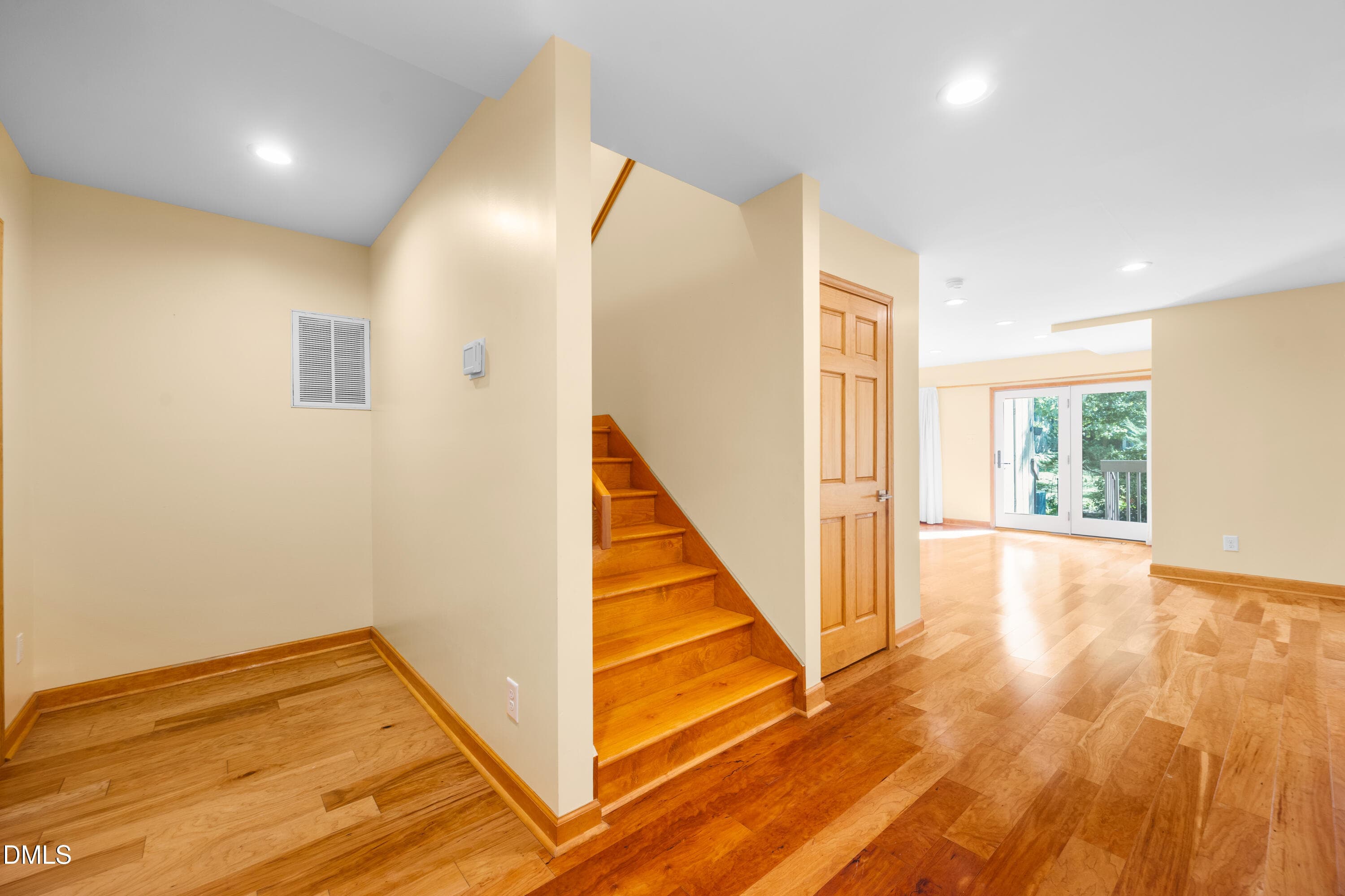 Stairs - 4100 Five Oaks Drive 11, Durham, NC 27707, Durham
