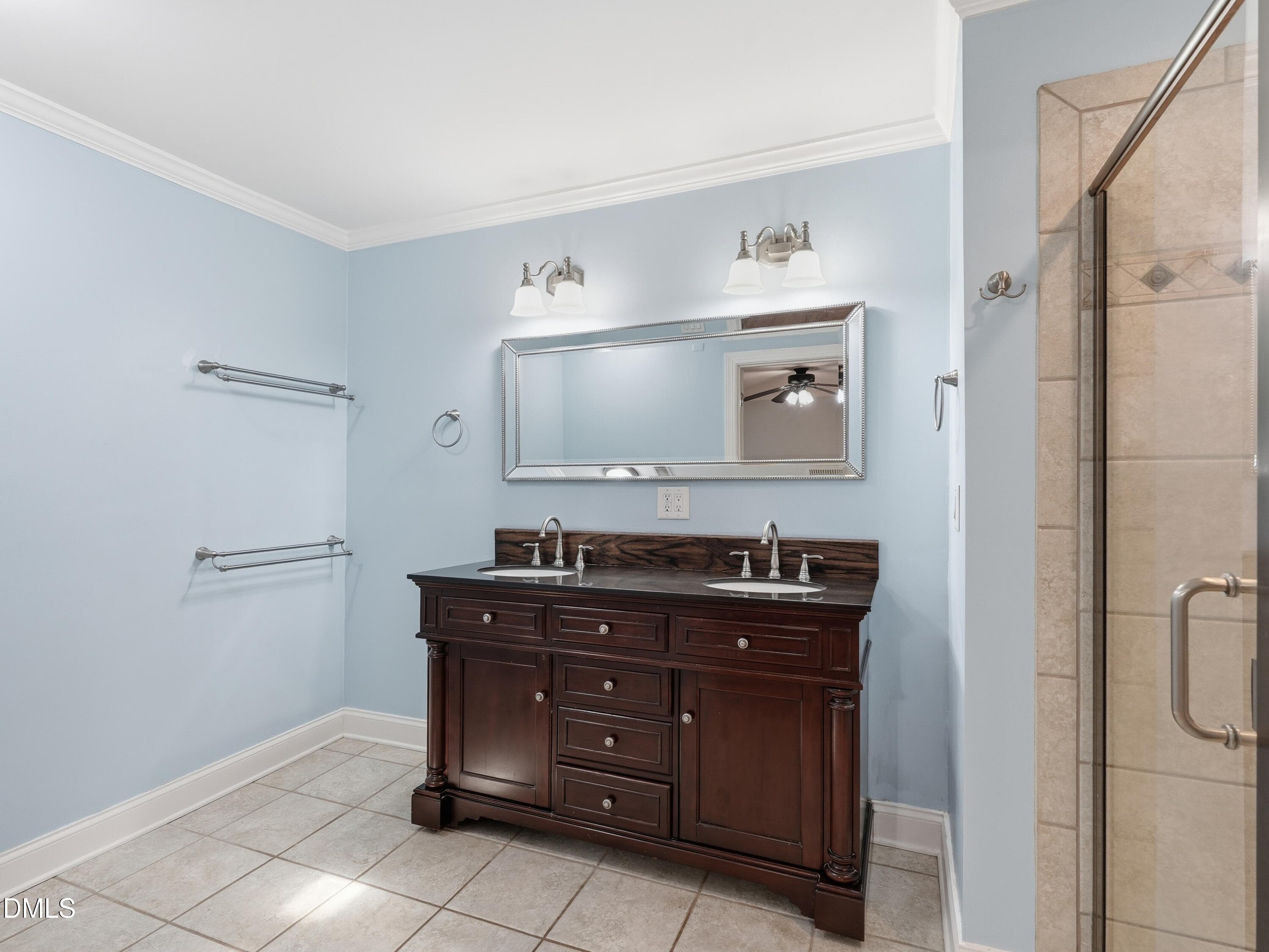 pearce-media-623-crabbery-ln-20 - 623 Crabbery Lane, Raleigh, NC 27609, Raleigh