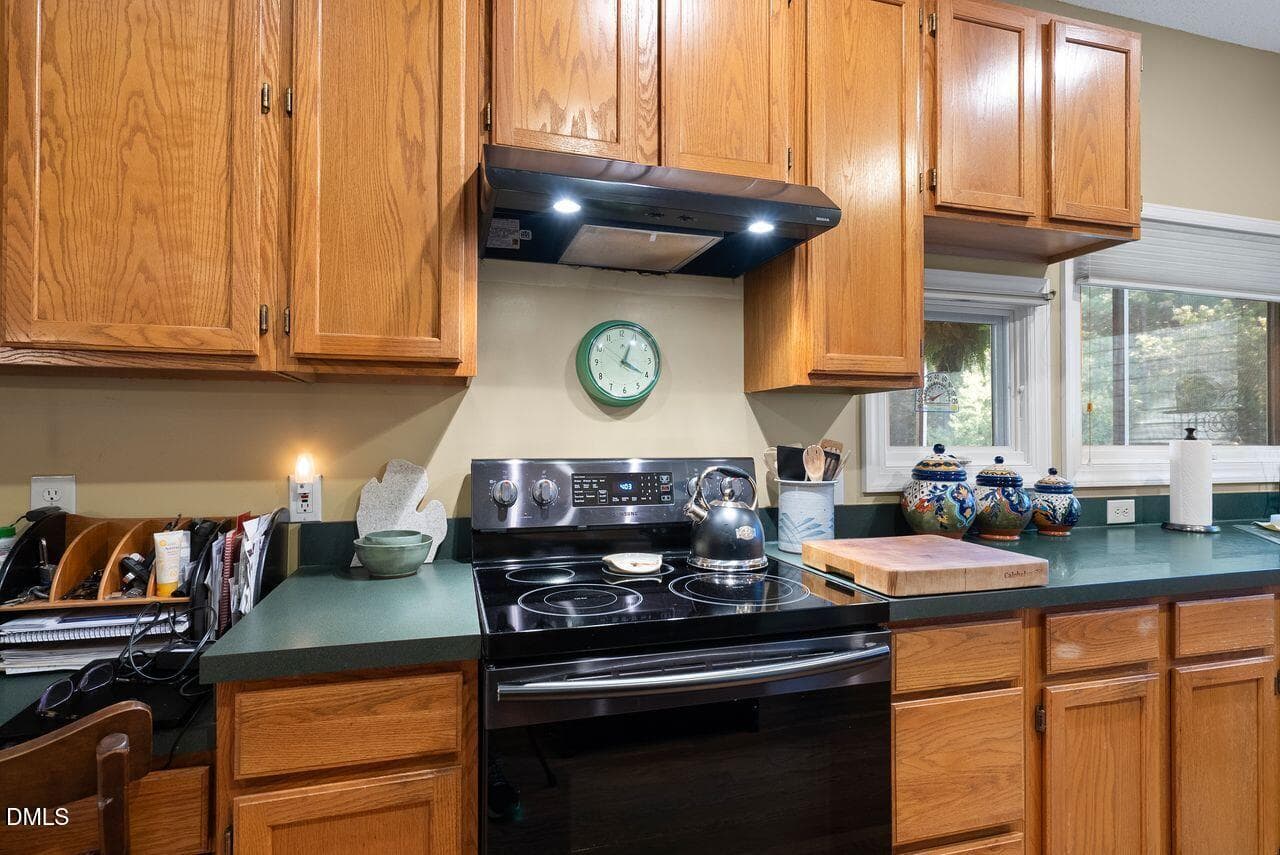 U33znCJw - 9701 Oakley Road, Zebulon, NC 27597, Zebulon