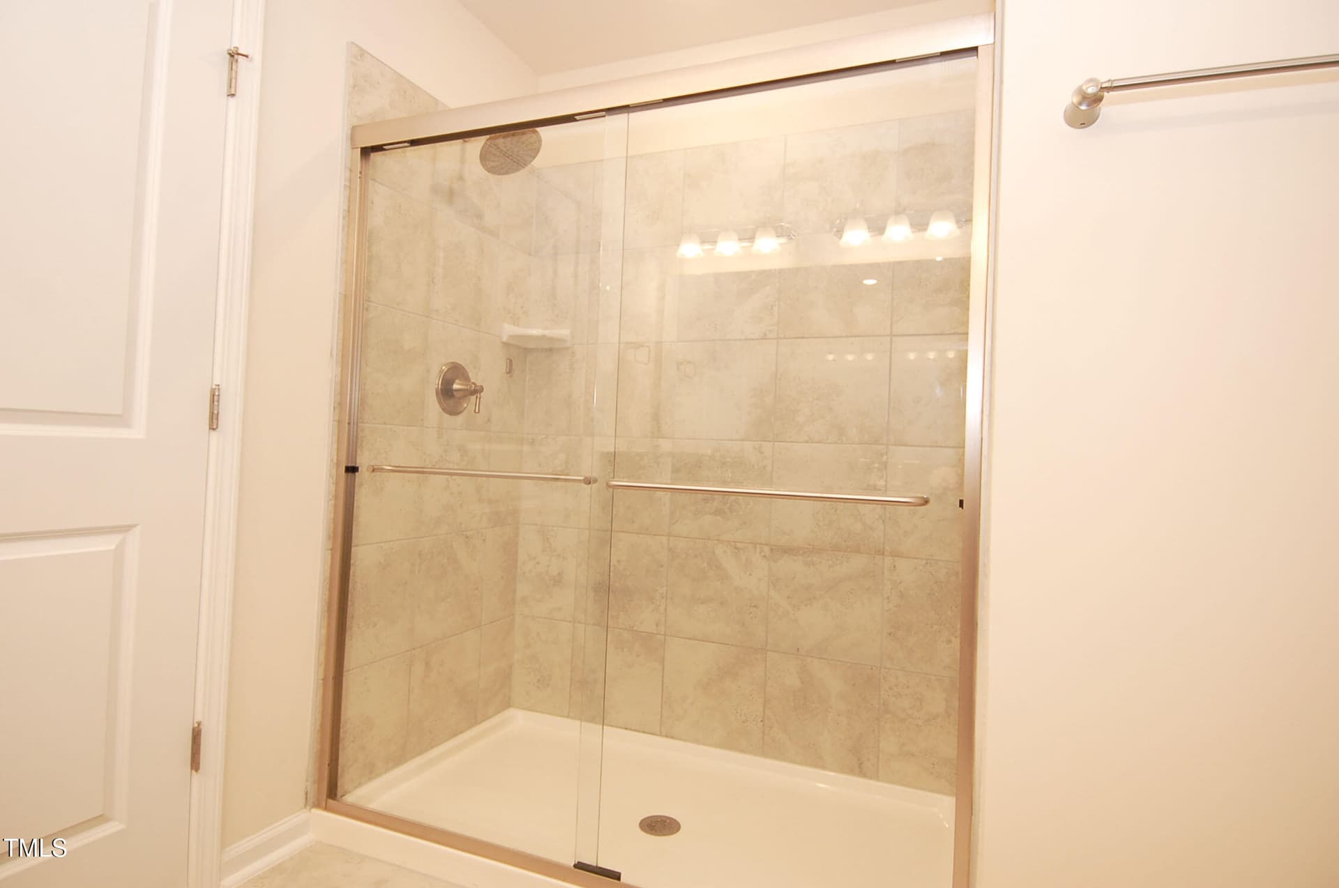 12 Shower - 331 White Oak Ridge Drive, Garner, NC 27529