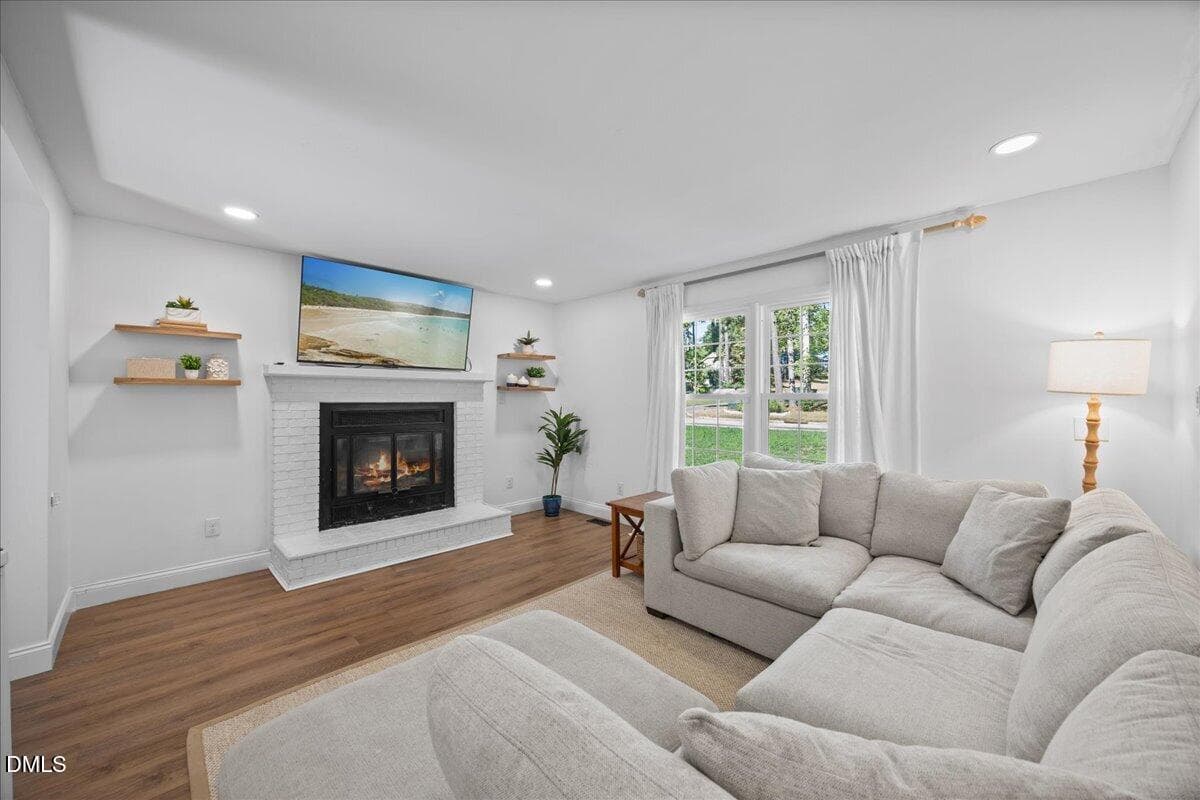 04-2A1A4935 - 300 Burkwood Lane, Raleigh, NC 27609, Raleigh
