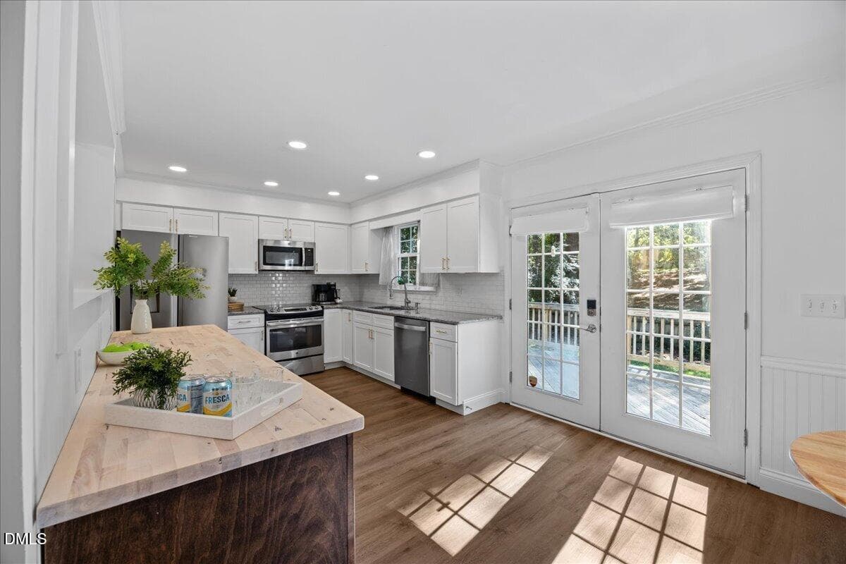 10-2A1A4952 - 300 Burkwood Lane, Raleigh, NC 27609, Raleigh