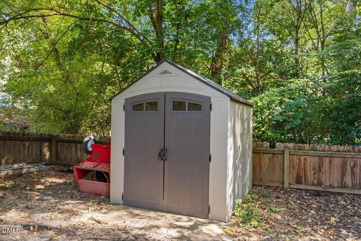 25-2A1A4997 - 300 Burkwood Lane, Raleigh, NC 27609, Raleigh
