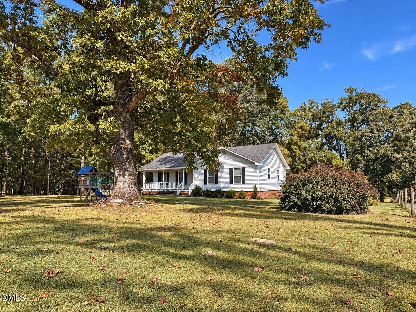 Autumn Oak Framing a Country Cottage - 271 Hawk Road, Sanford, NC 27330, Sanford