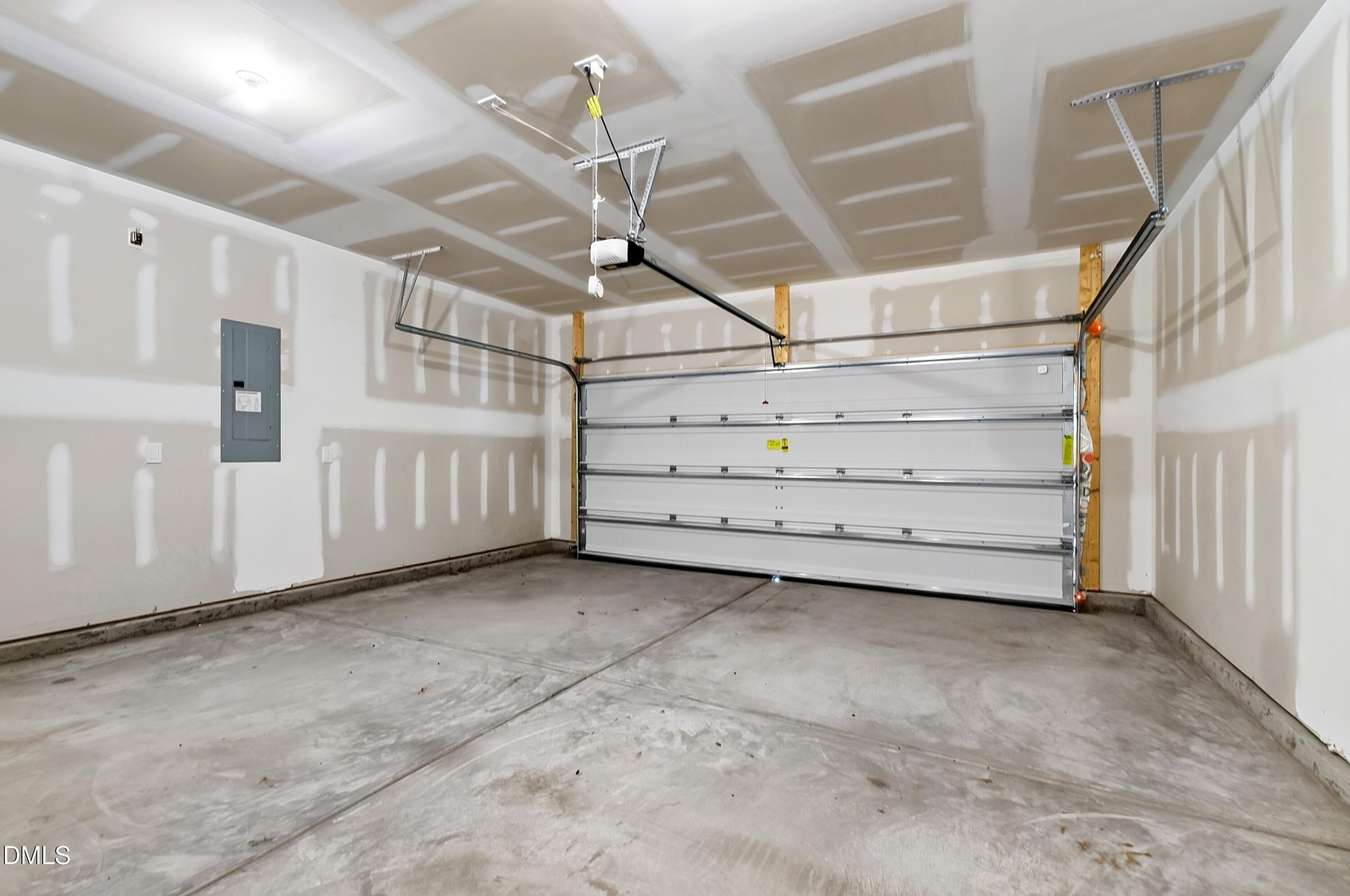 Garage - 220 Citizens Court, Four Oaks, NC 27524, Four Oaks