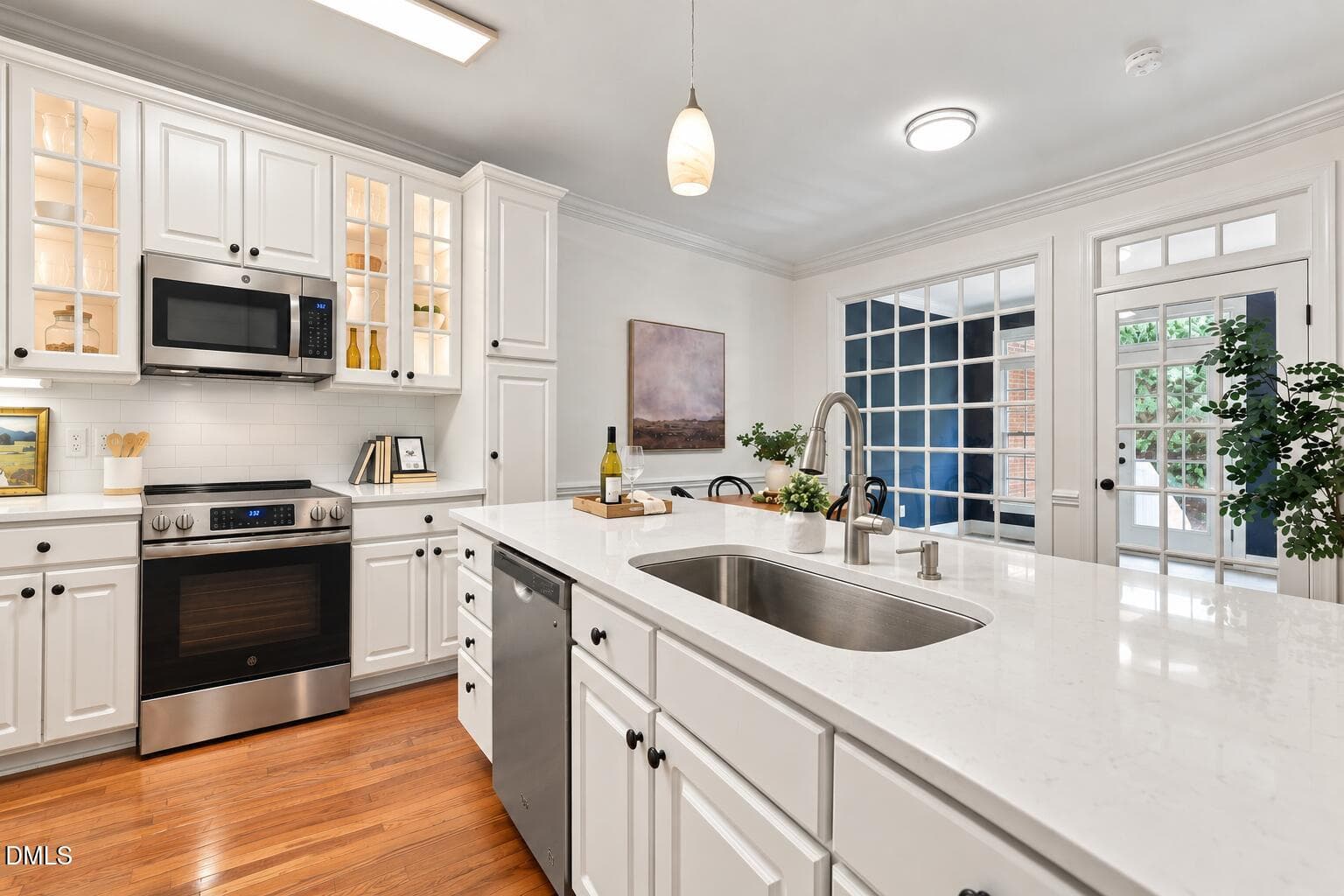 Bright Modern Kitchen with Stainless App - 3409 Sir Colleton Court, Raleigh, NC 27612