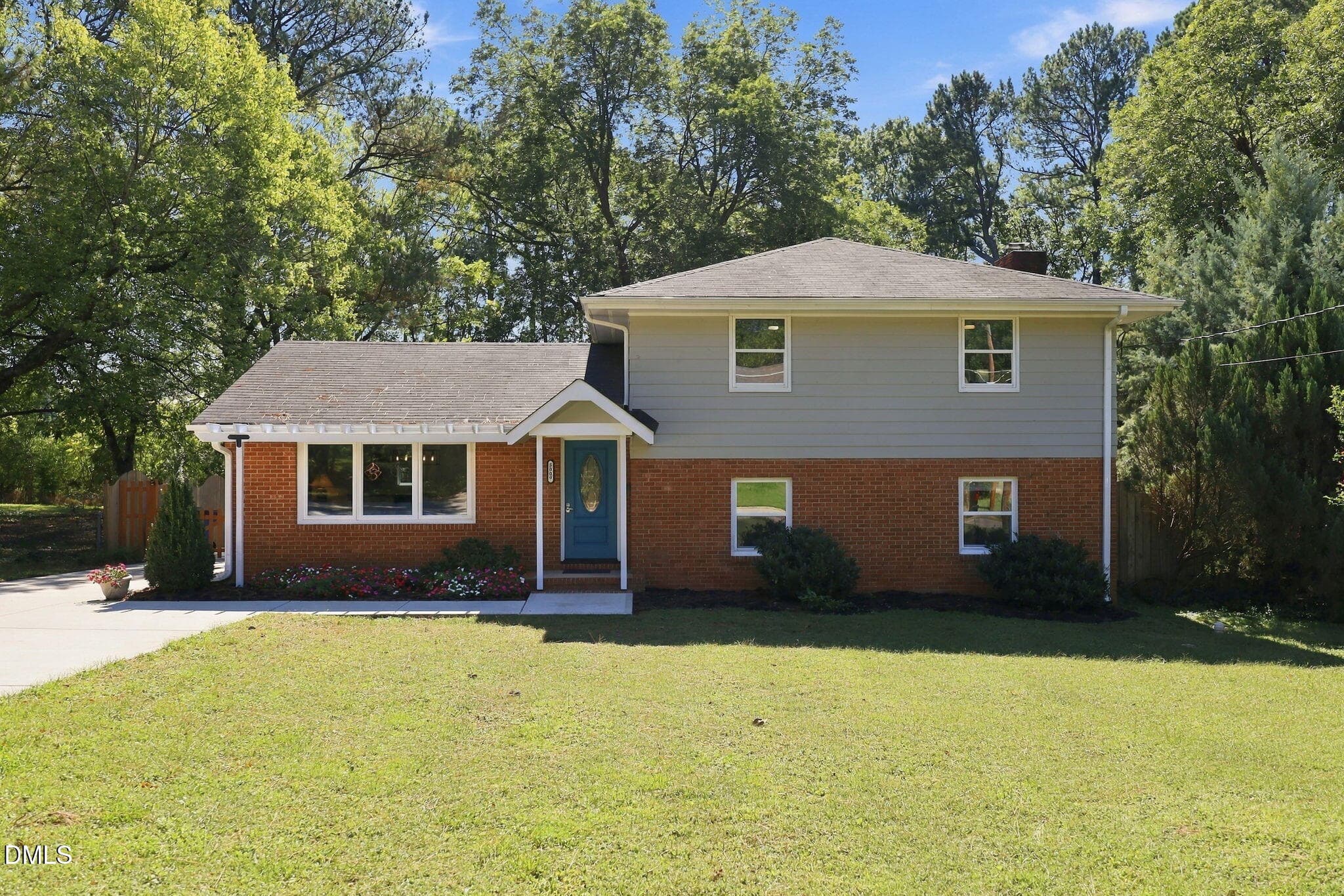 5009 Huntingdon Drive, Raleigh, NC 27606