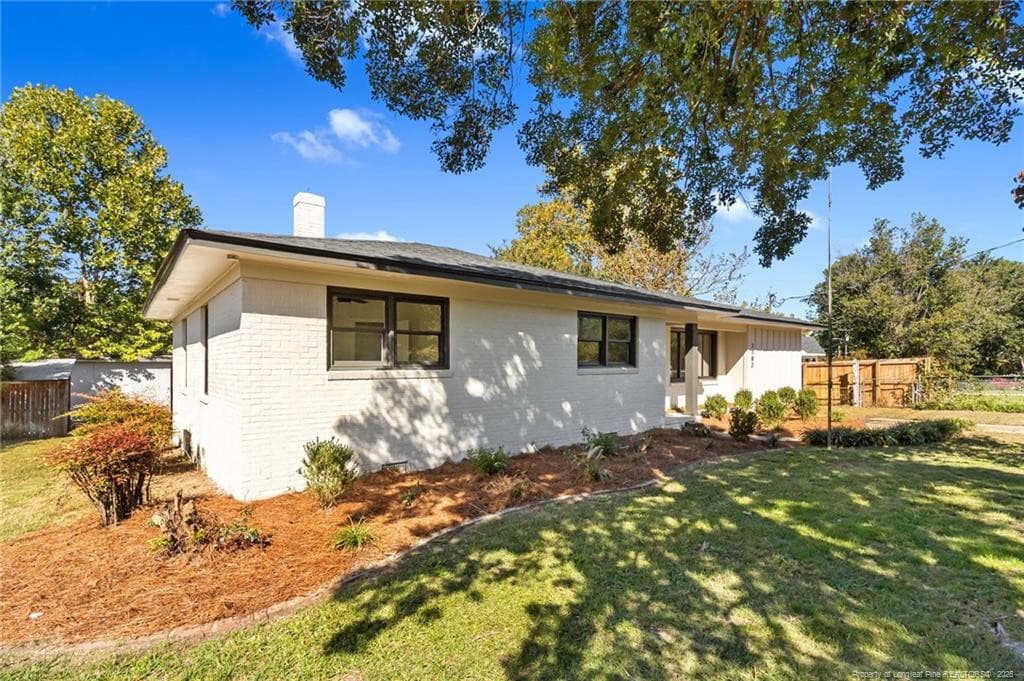 Photo 3 - 2102 Biltmore Drive, Fayetteville, NC 28304