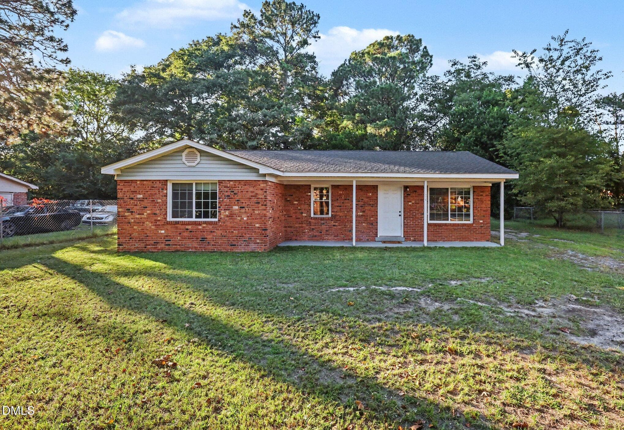 6536 Amanda Circle, Fayetteville, NC 28304