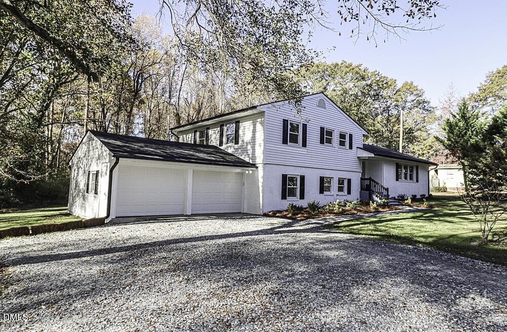 20231118234835532877000000-o - 805 River Road, Selma, NC 27576