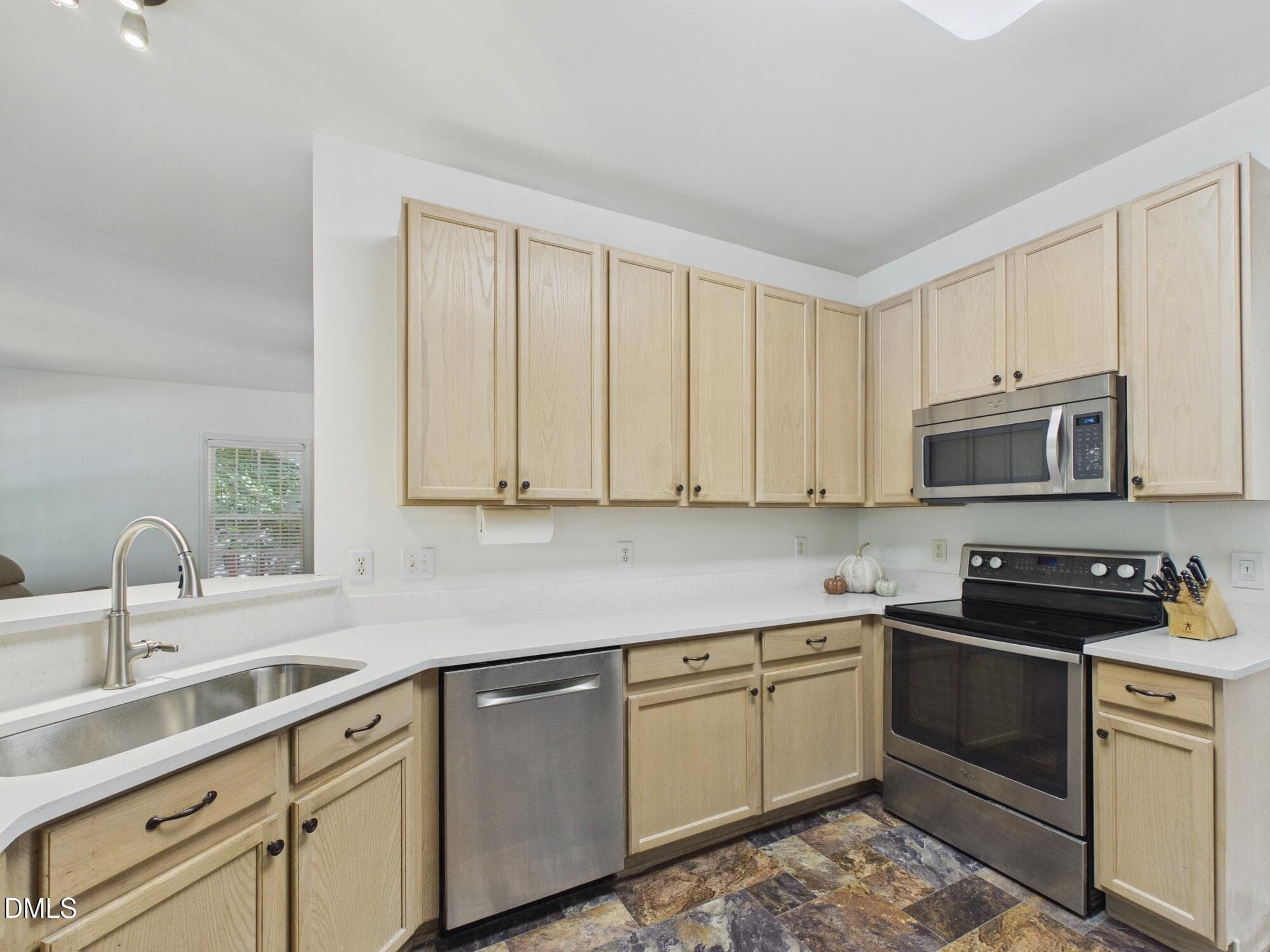 Kitchen - 319 County Seat Drive, Hillsborough, NC 27278, Hillsborough